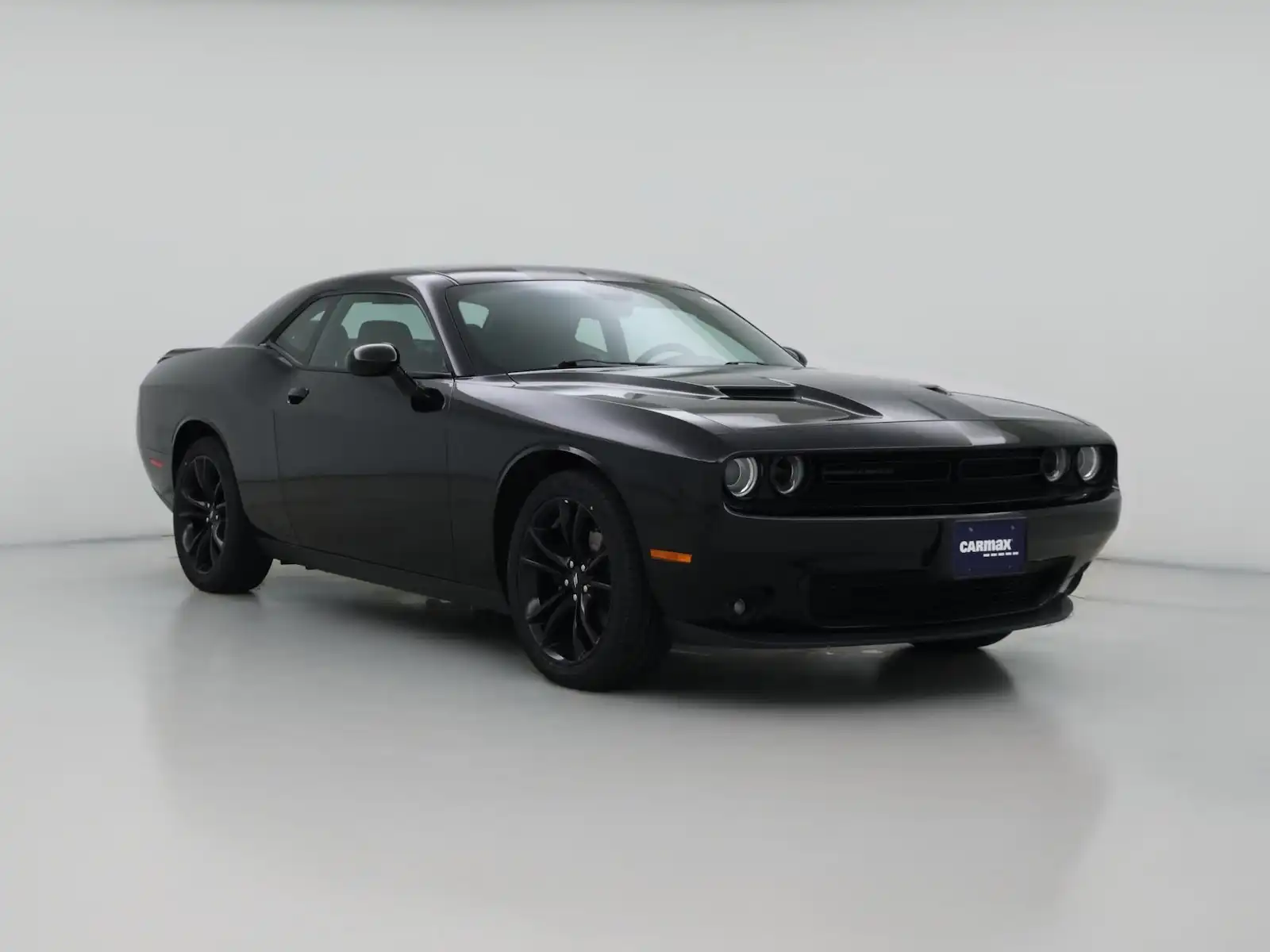 2017 Dodge Challenger SXT's photo