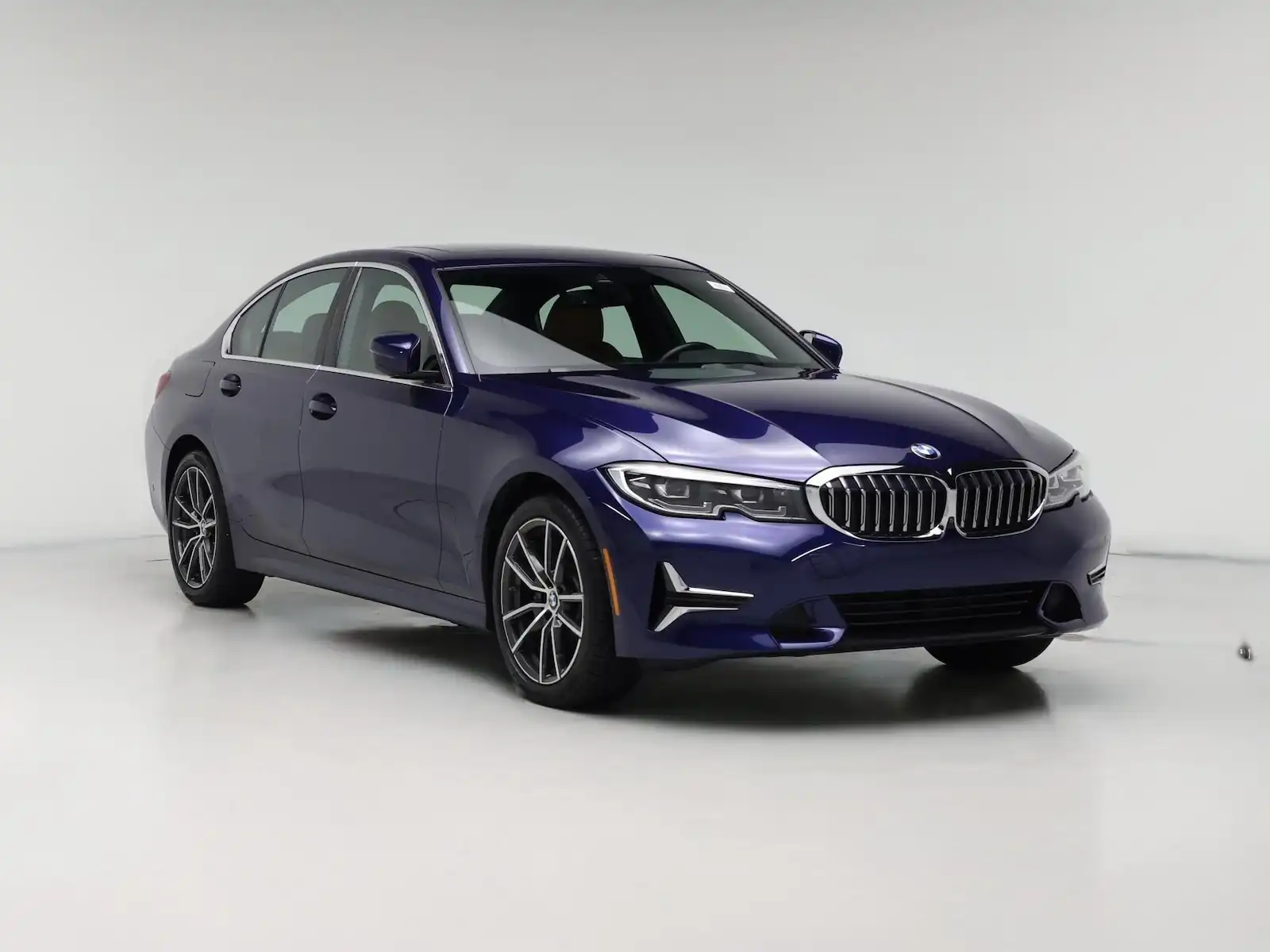 2020 BMW 3 Series 330i xDrive Sedan's photo