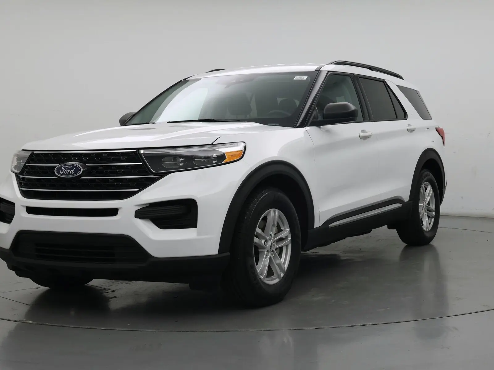 2021 Ford Explorer XLT RWD photo 5