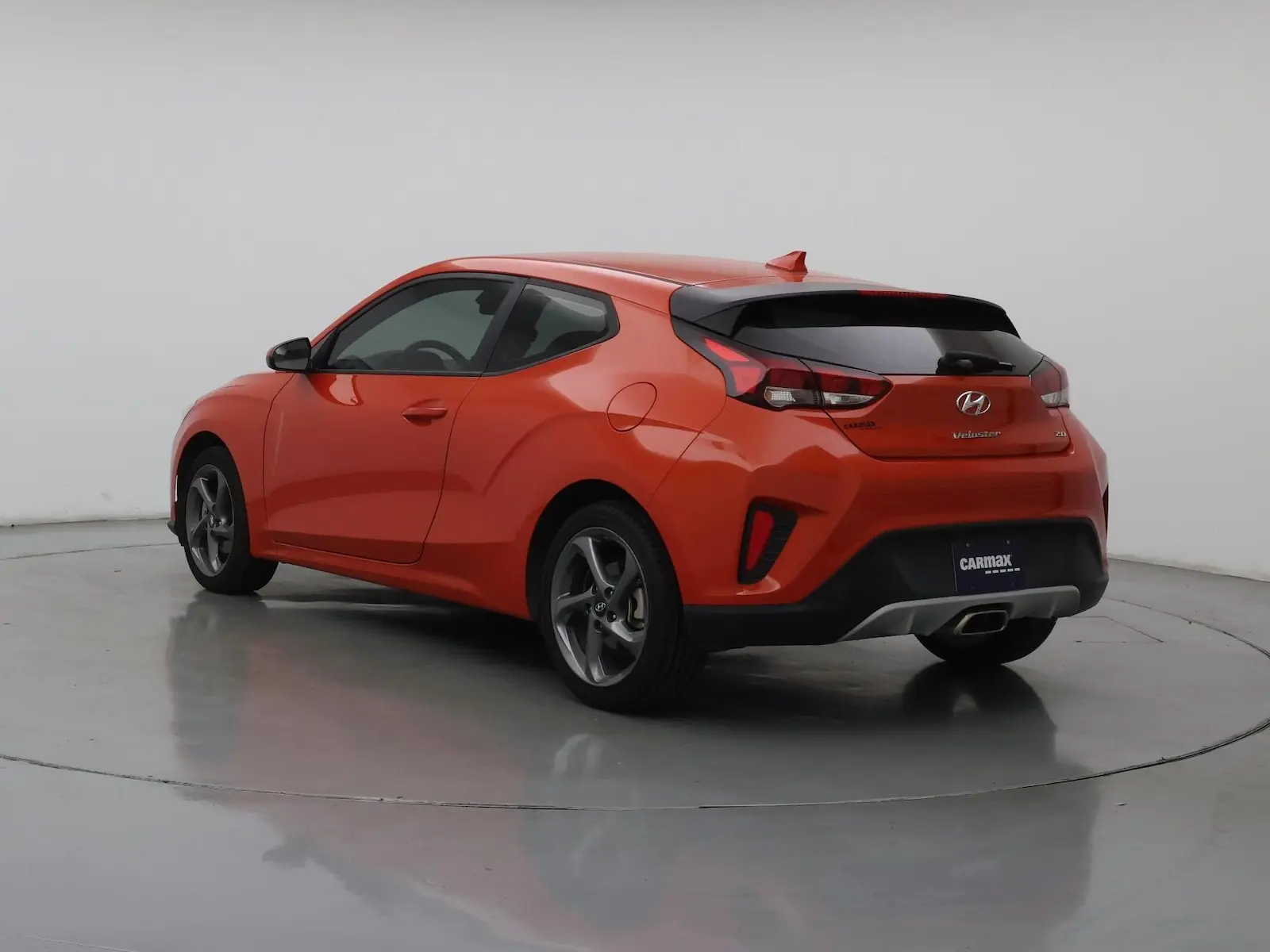 2020 Hyundai Veloster 2.0 Auto photo 3