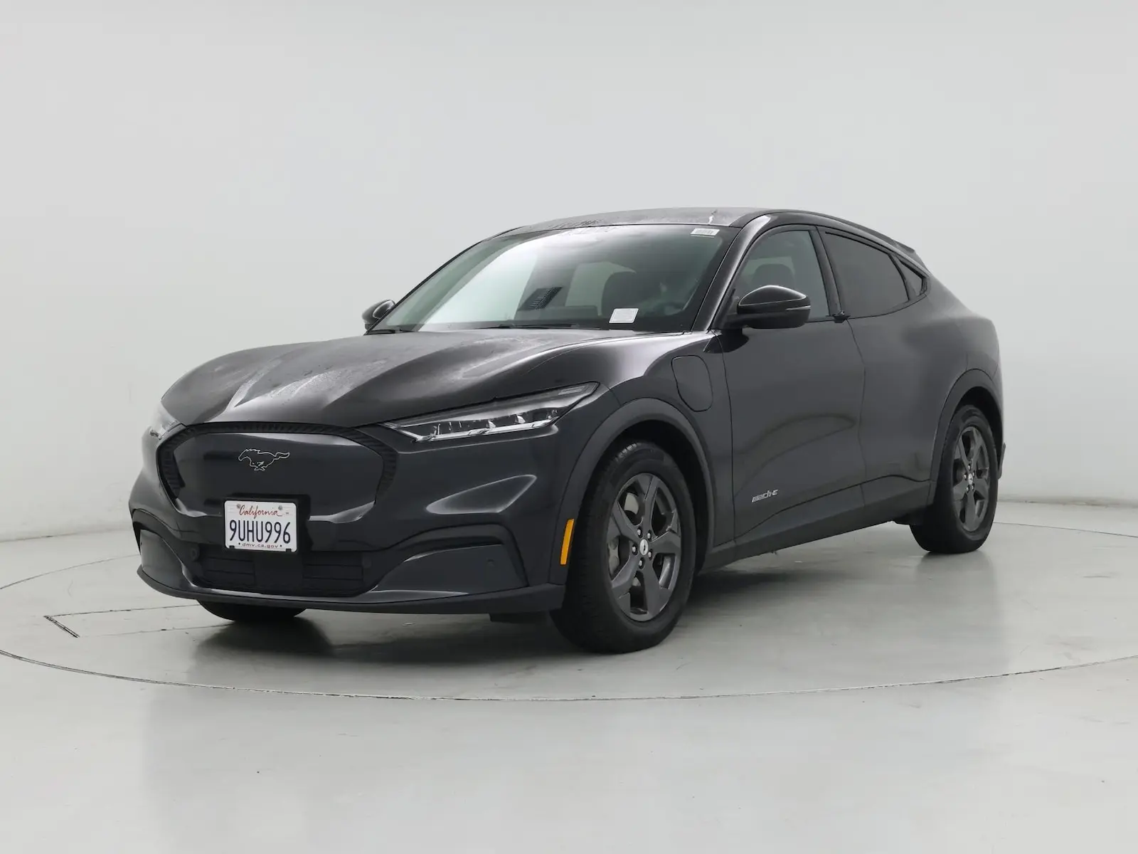 2022 Ford Mustang-Mach-e Select photo 5