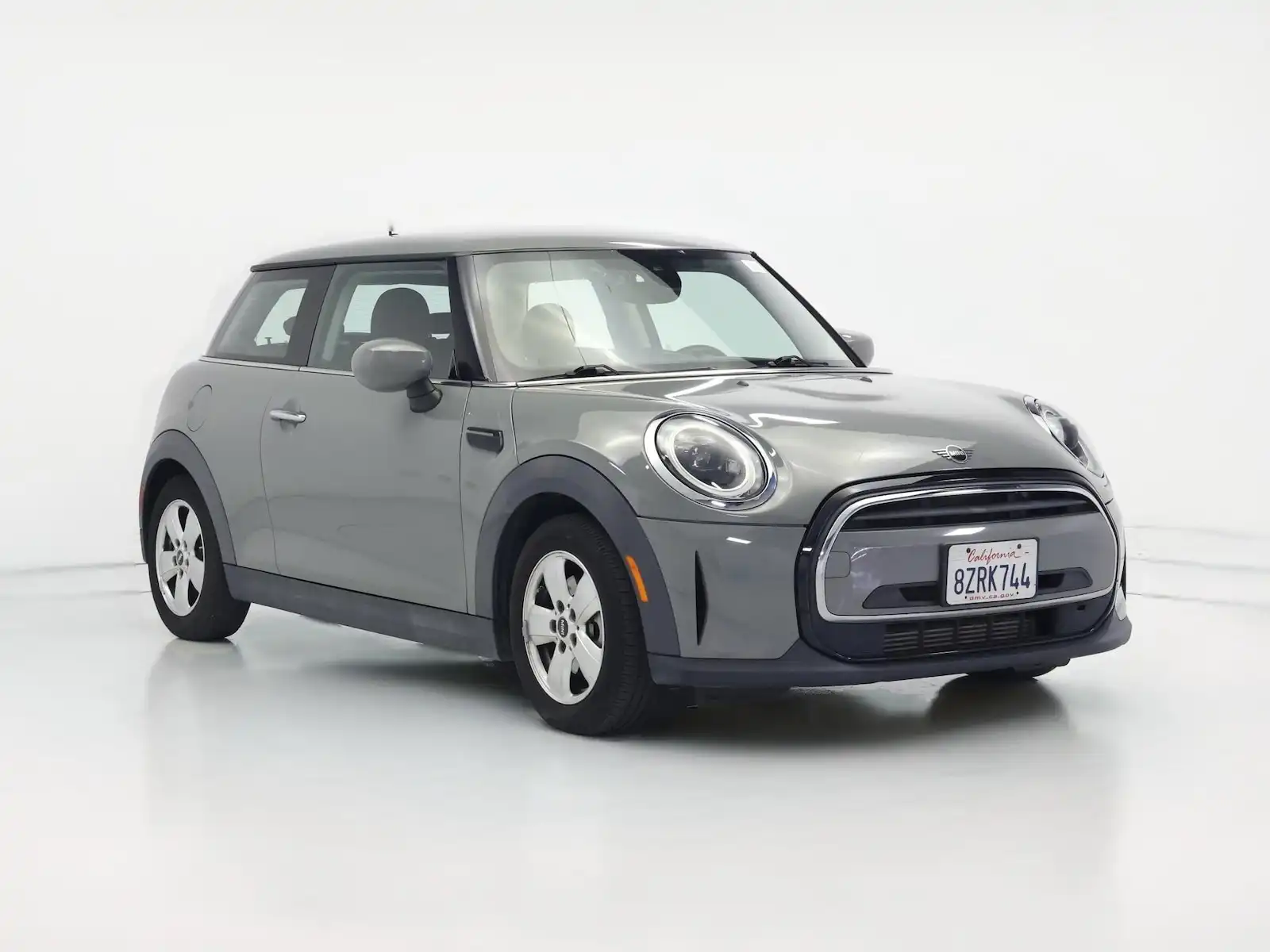 2022 MINI Hardtop Oxford Edition's photo