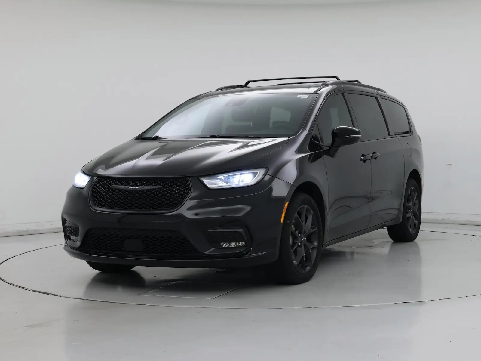 2023 Chrysler Pacifica Limited AWD photo 5