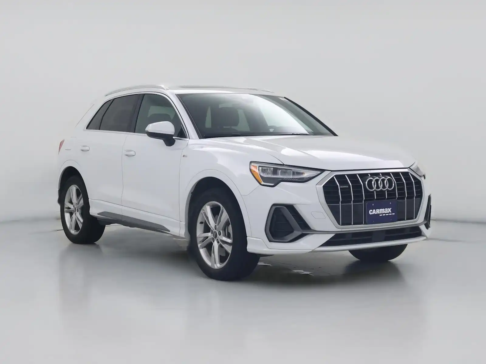 2021 Audi Q3 45 TFSI S Line Premium quattro's photo