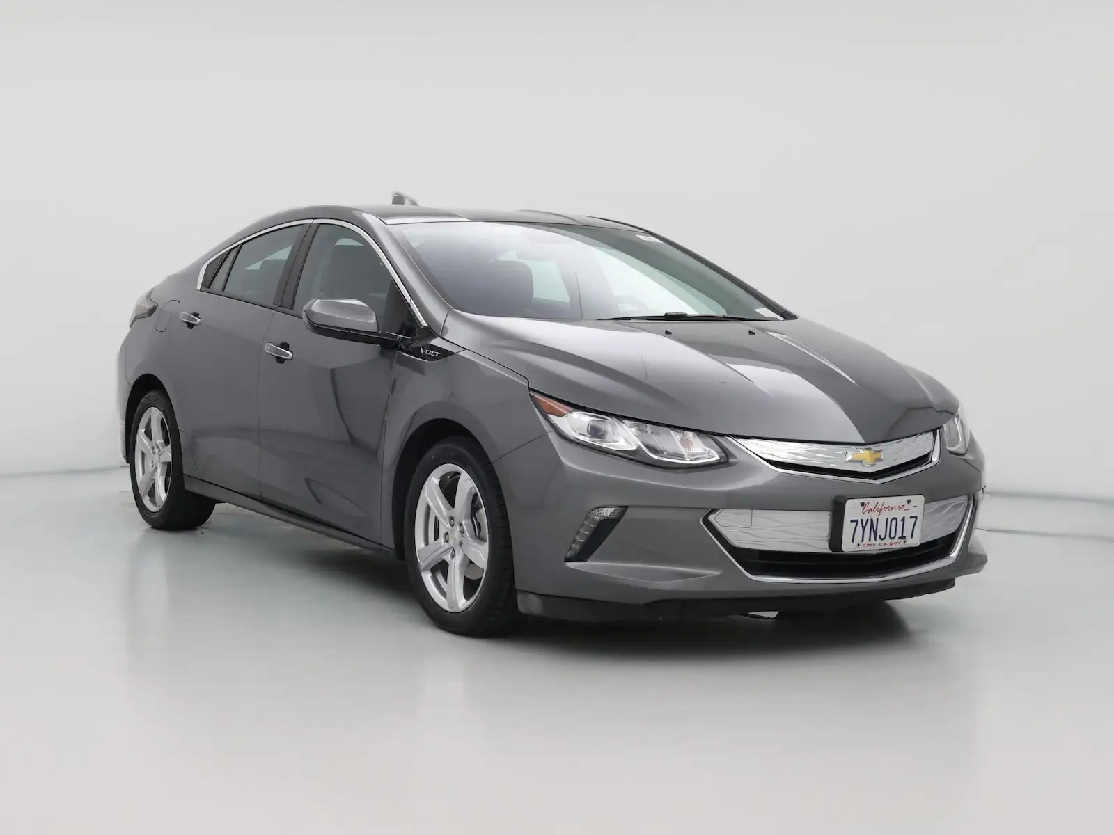 2017 Chevrolet Volt LT photo 1