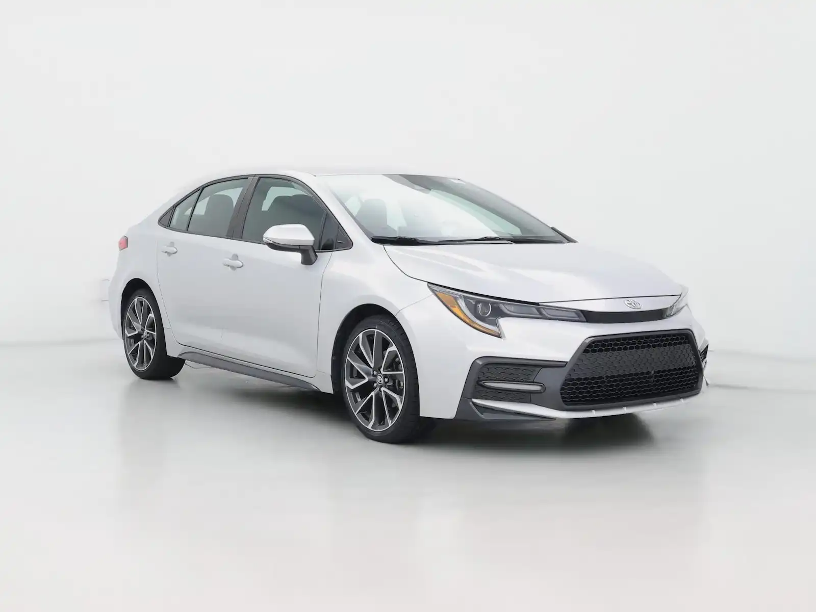 2020 Toyota Corolla SE AT's photo