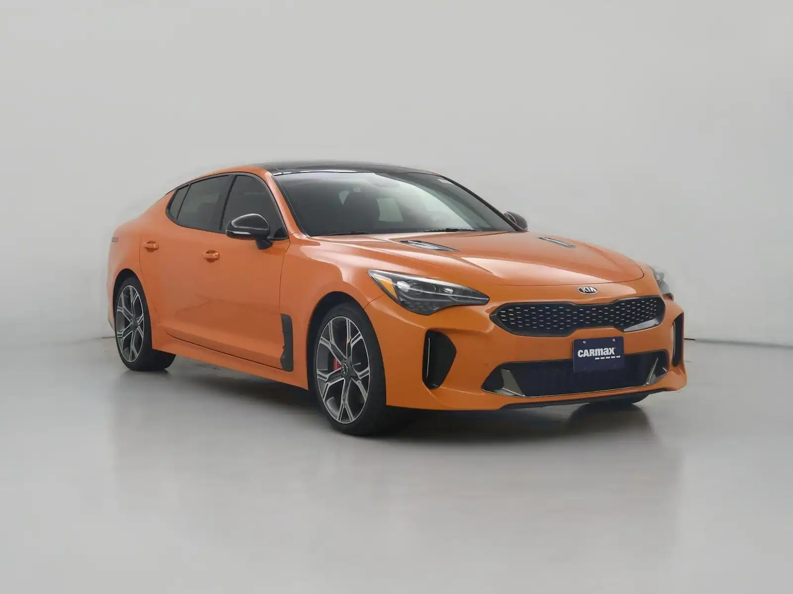 2019 Kia Stinger GTS AWD's photo