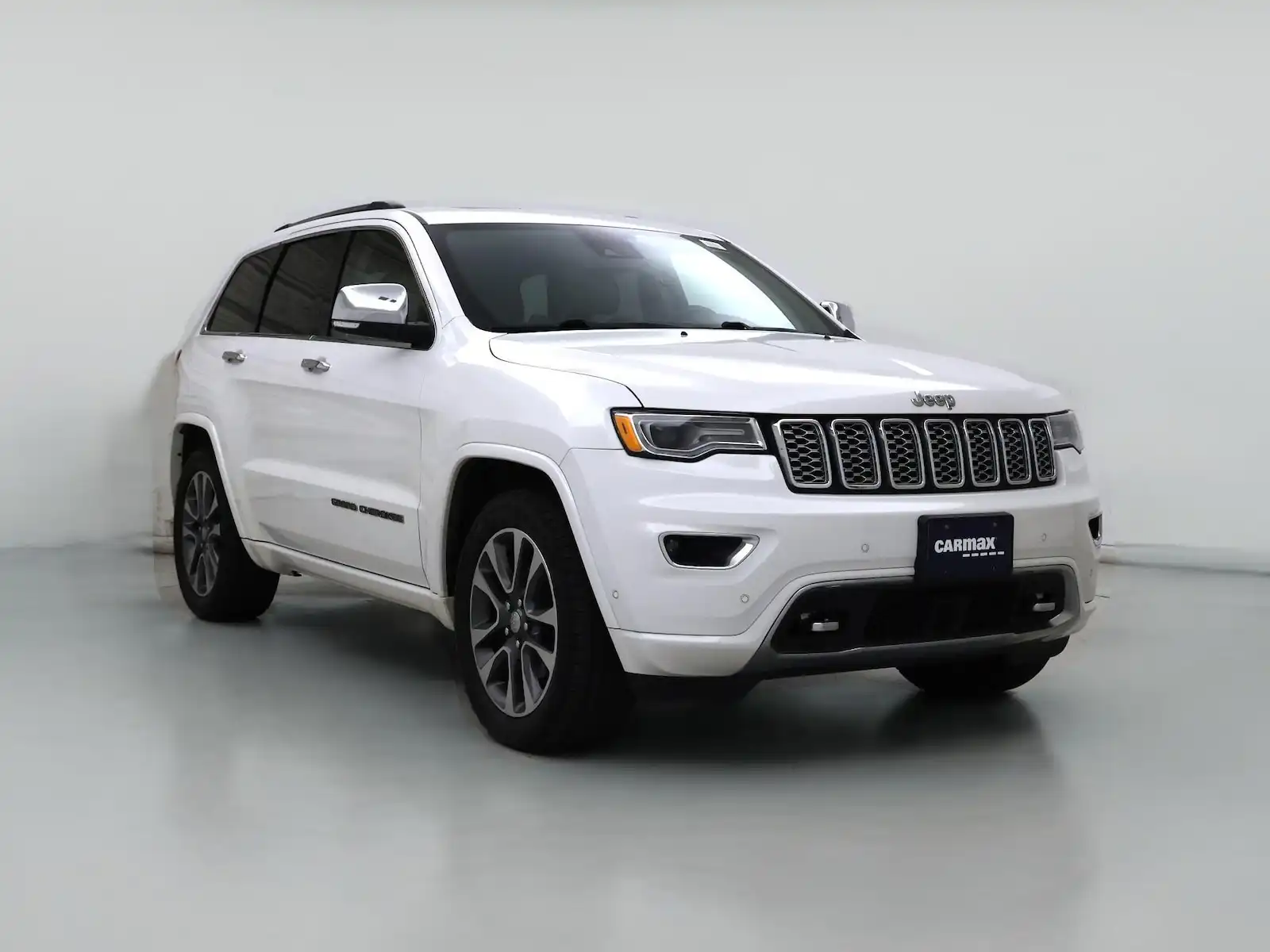 2018 Jeep Grand Cherokee Overland 4WD's photo