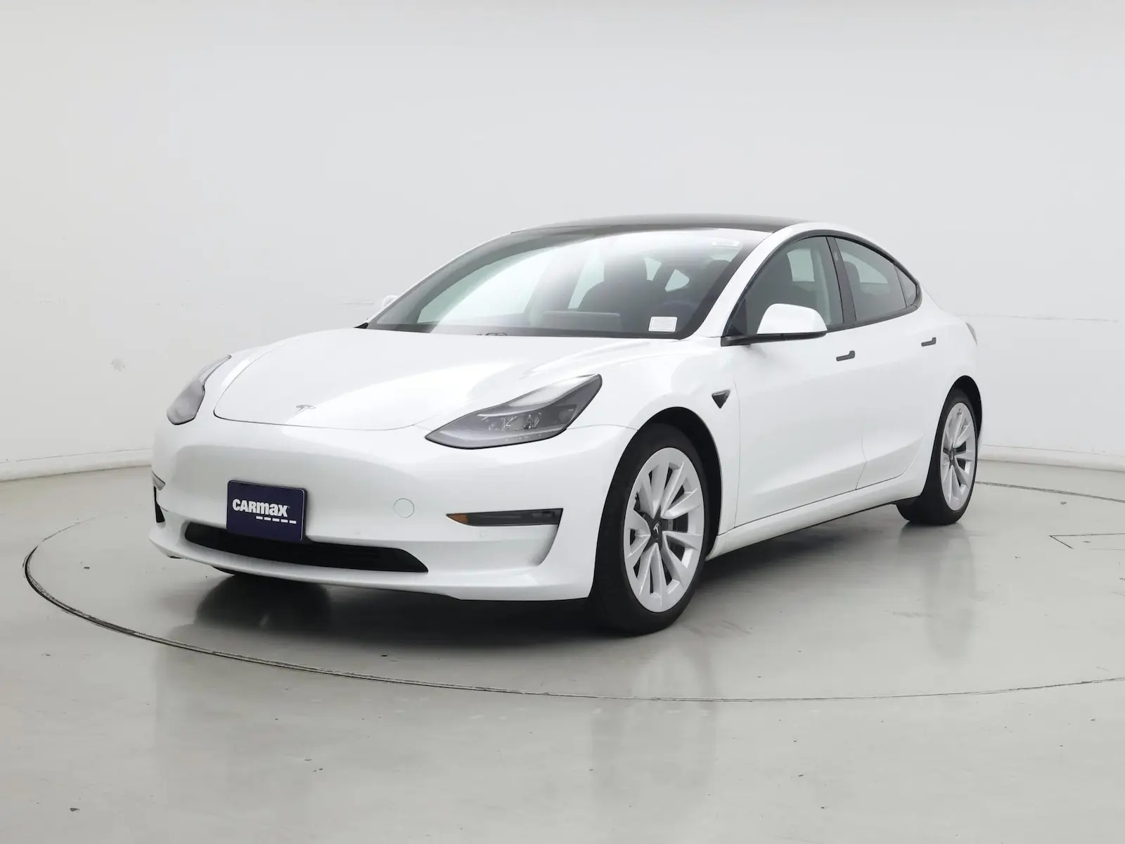2021 Tesla Model 3 Standard Range Plus photo 5