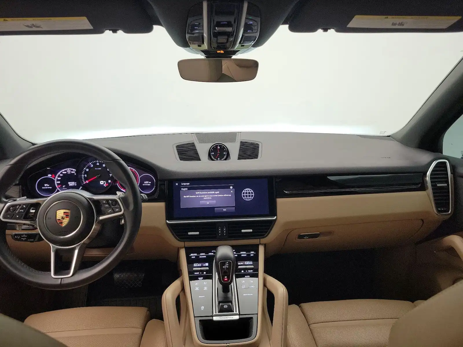2023 Porsche Cayenne Base's photo