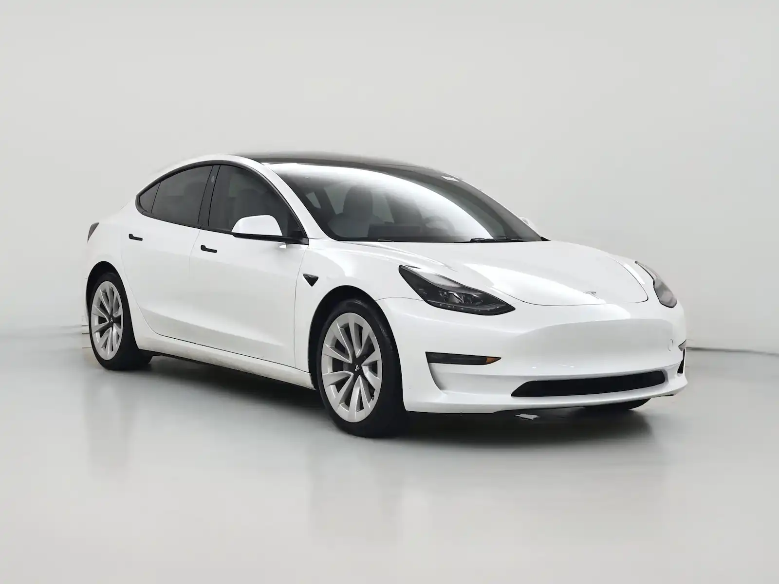 2023 Tesla Model 3 Long Range's photo