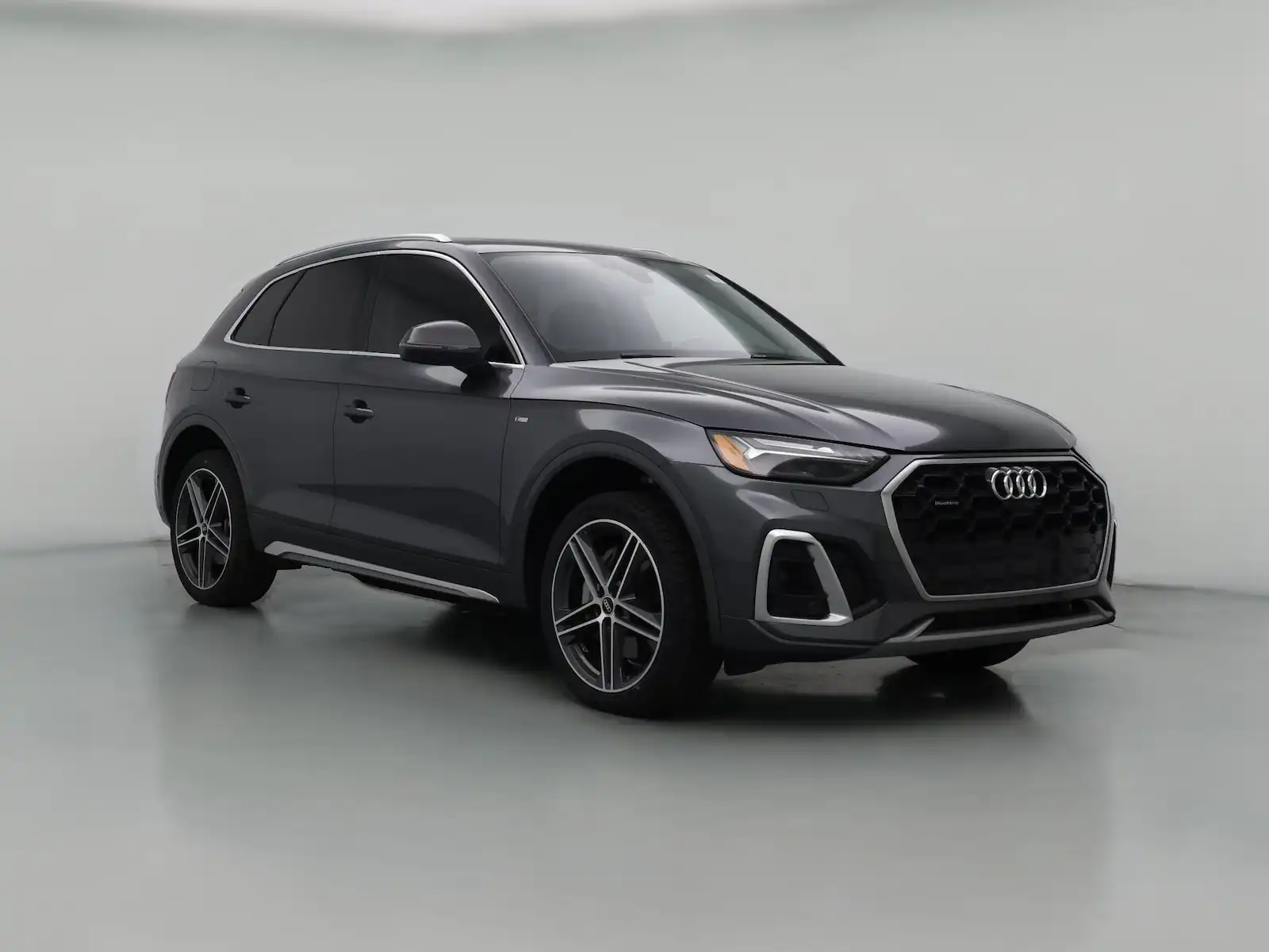 2022 Audi Q5 55 e Prestige's photo