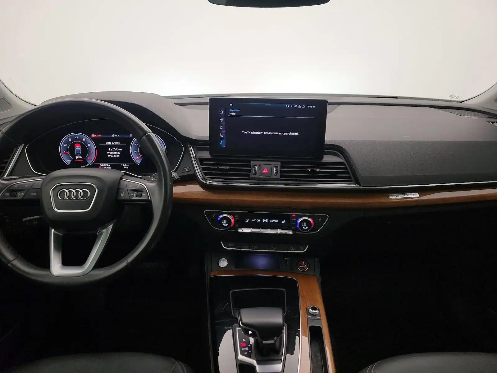 2022 Audi Q5 45 Premium Plus's photo