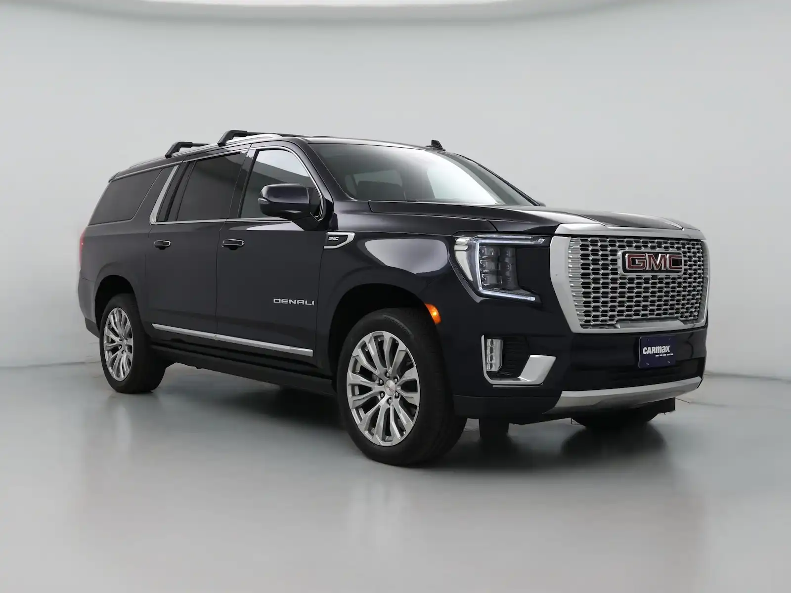 2024 GMC Yukon Denali AWD's photo