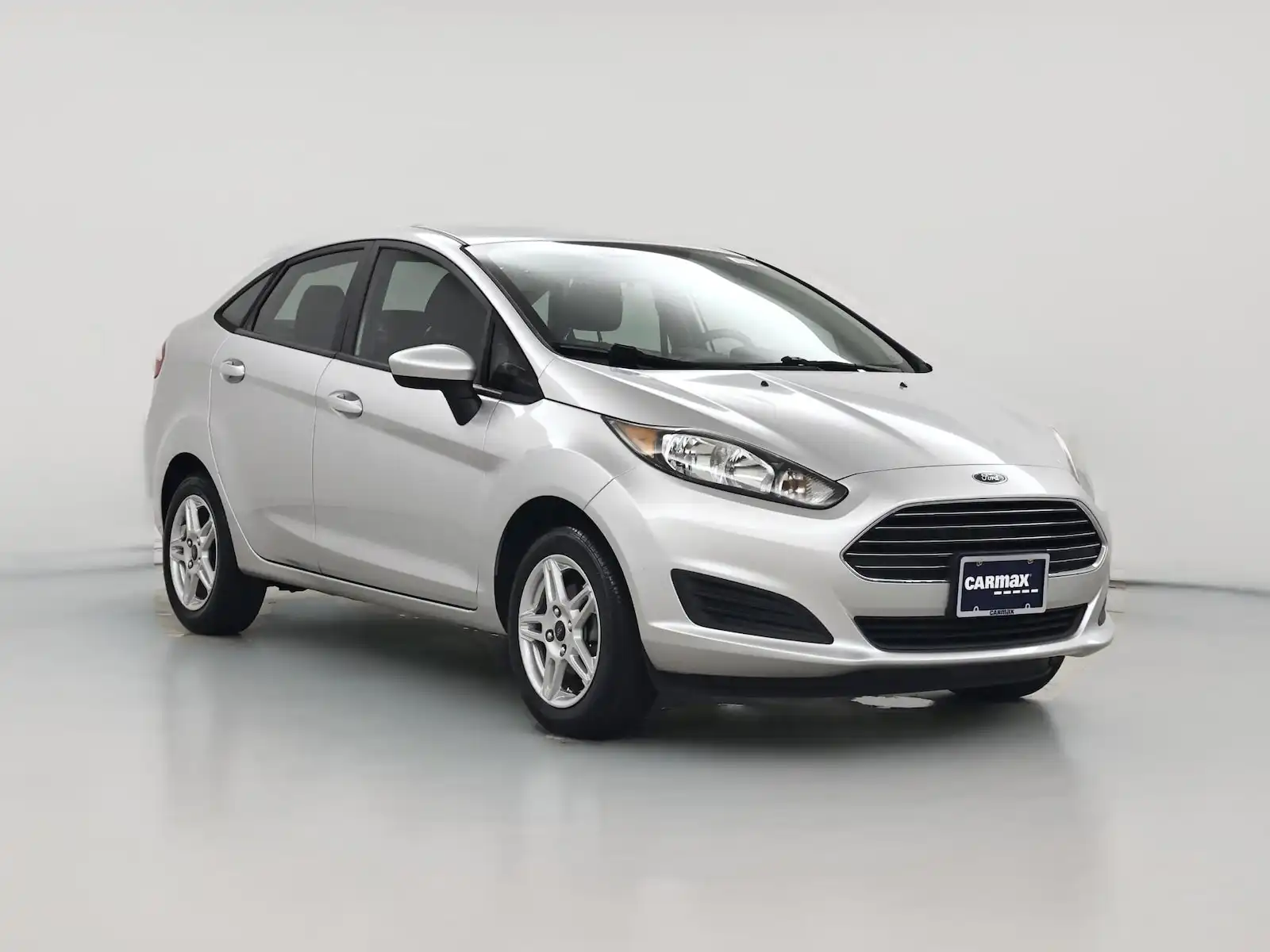2019 Ford Fiesta SE Sedan's photo