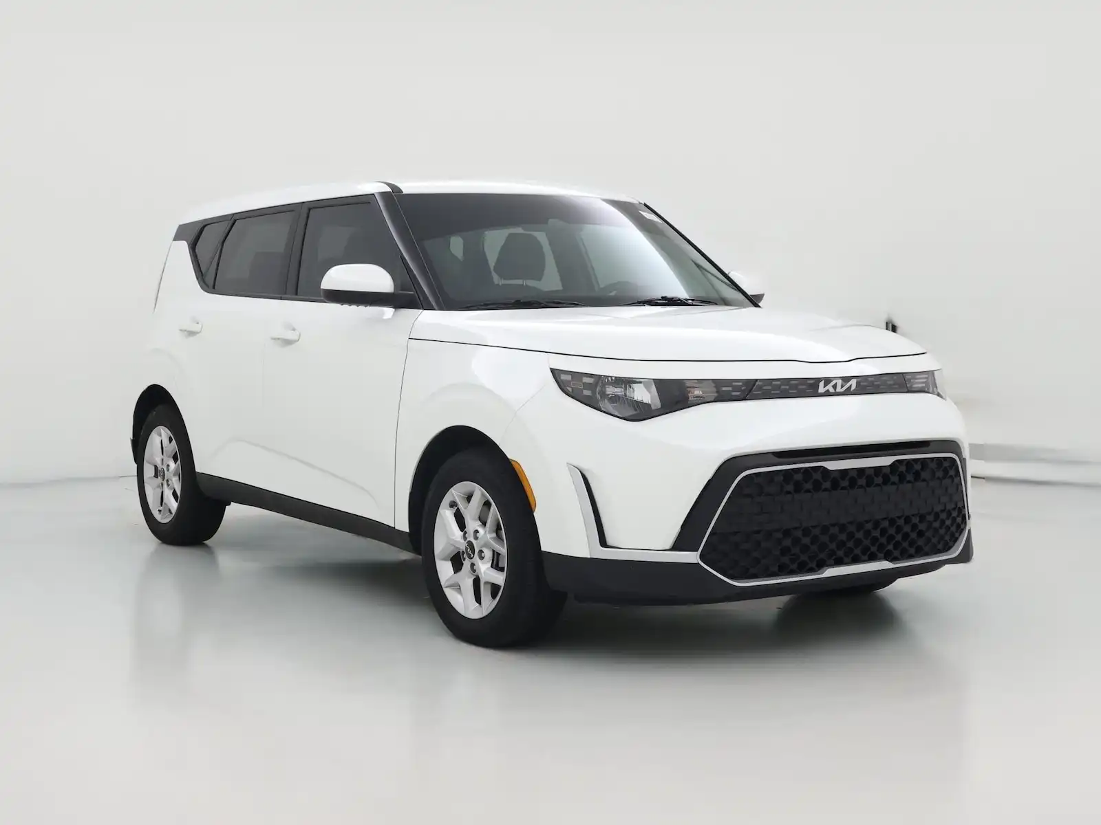 2025 Kia Soul 2.0 LX IVT's photo