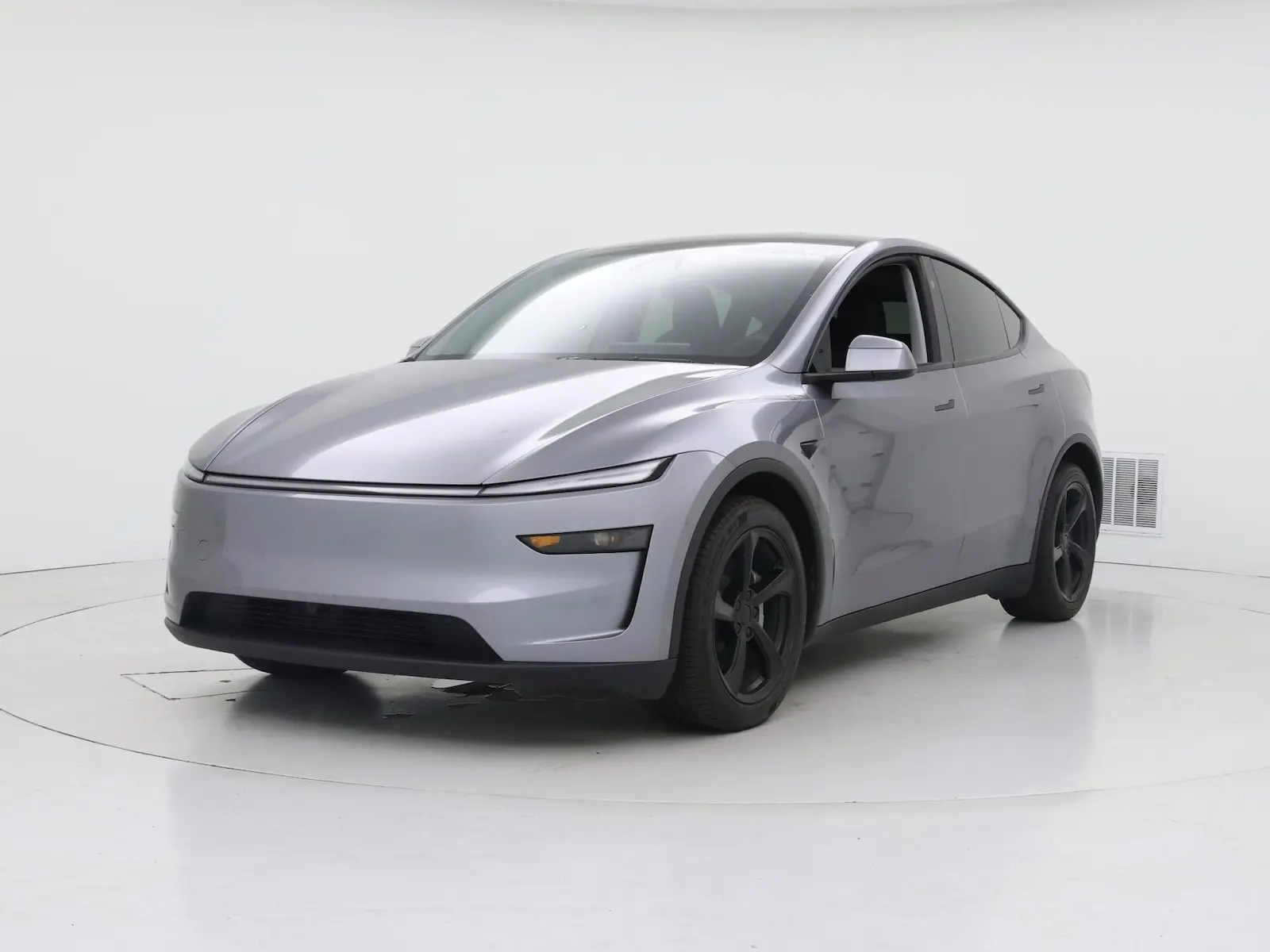 2026 Tesla Model Y Long Range Dual Motor AWD photo 5