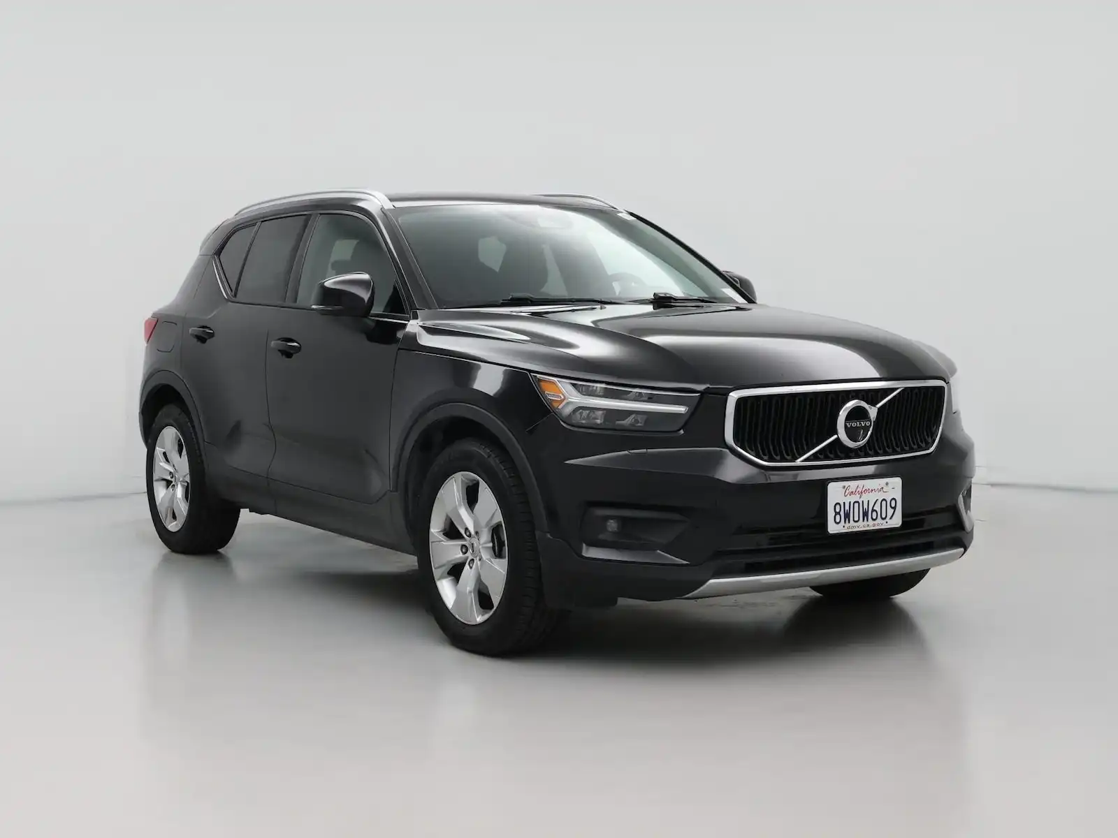 2021 Volvo XC40 T5 Momentum AWD's photo