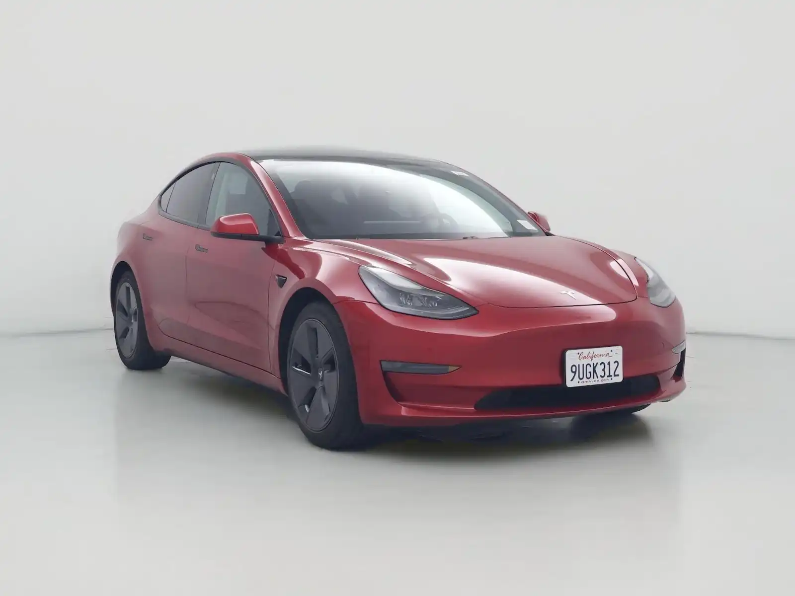 2021 Tesla Model 3 Standard Range Plus's photo