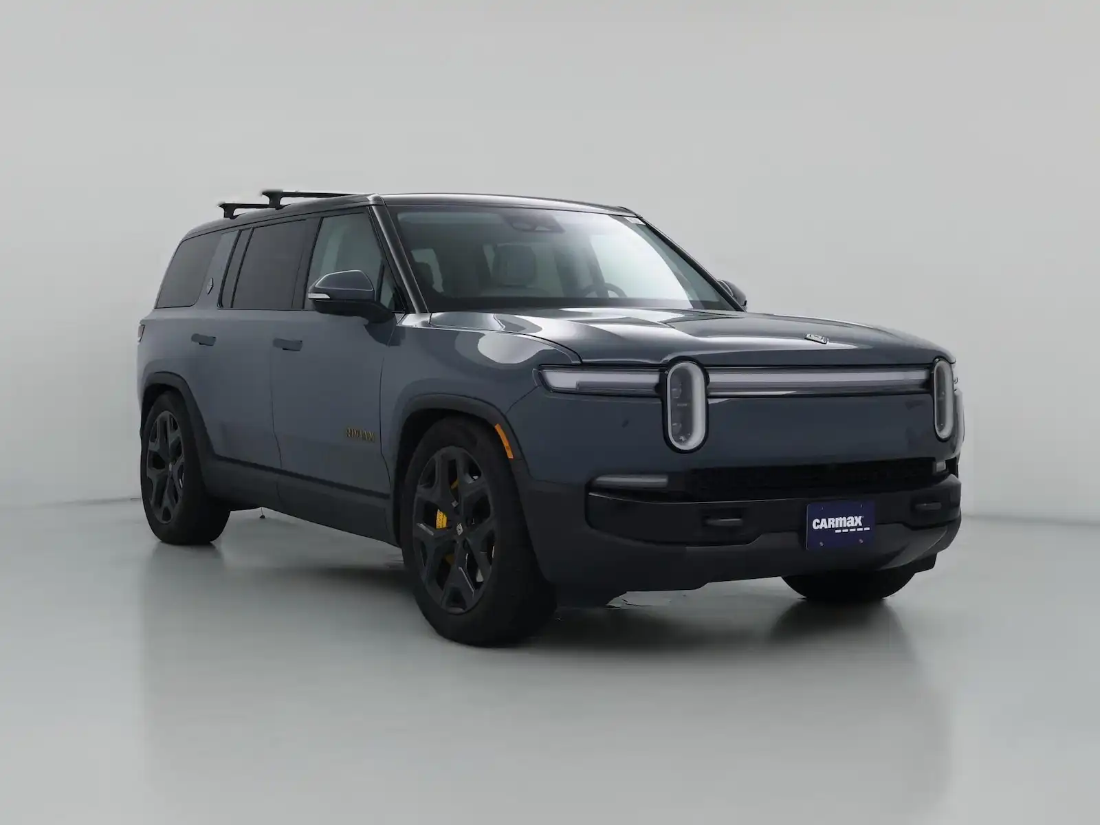2025 Rivian R1S Ascend Tri-Motor Max Pack's photo