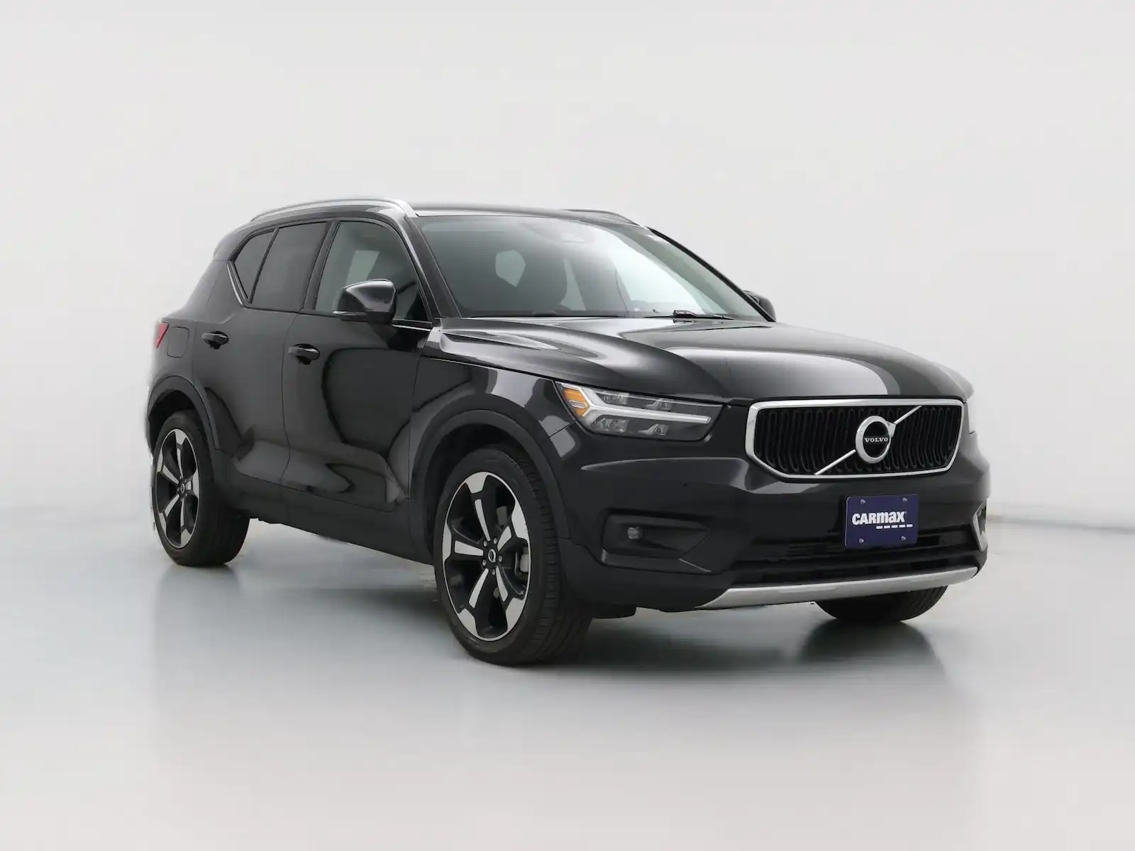 2021 Volvo XC40 T5 Momentum AWD's photo