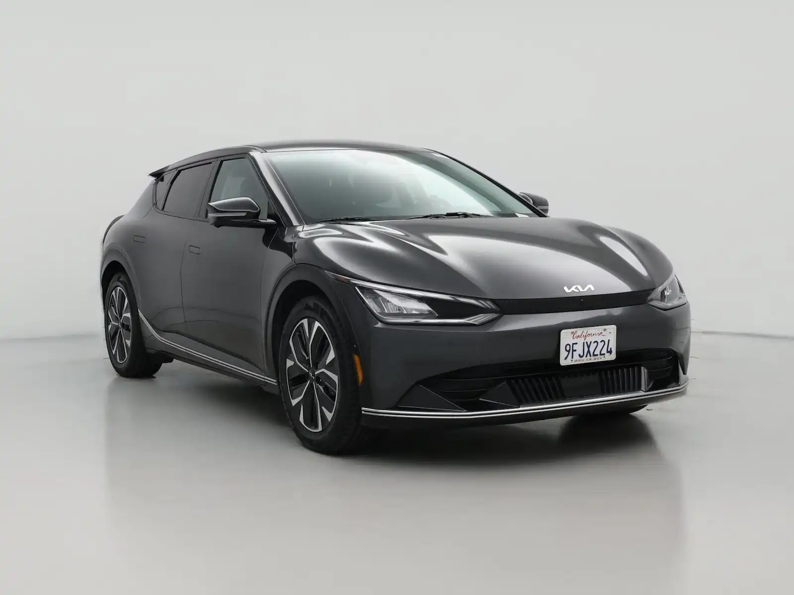 2023 Kia EV6 Wind's photo