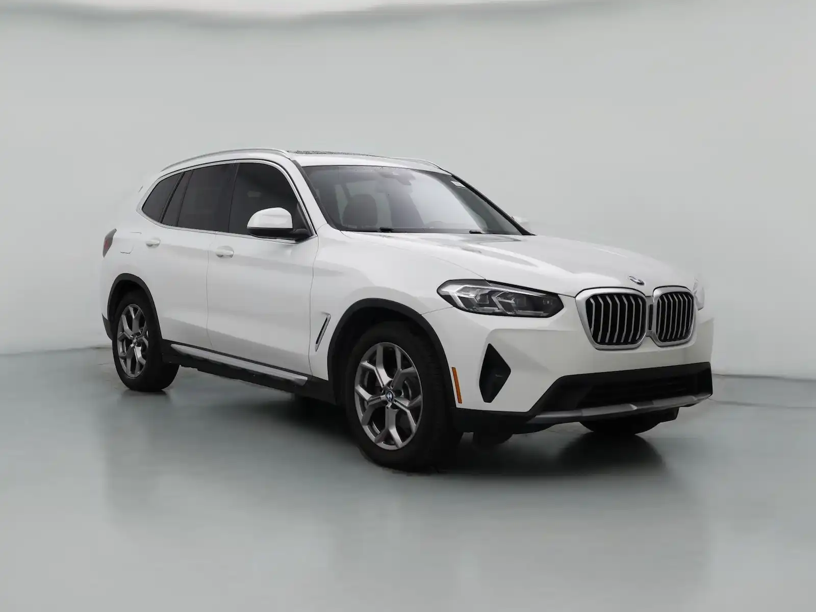 2022 BMW X3 sDrive30i's photo