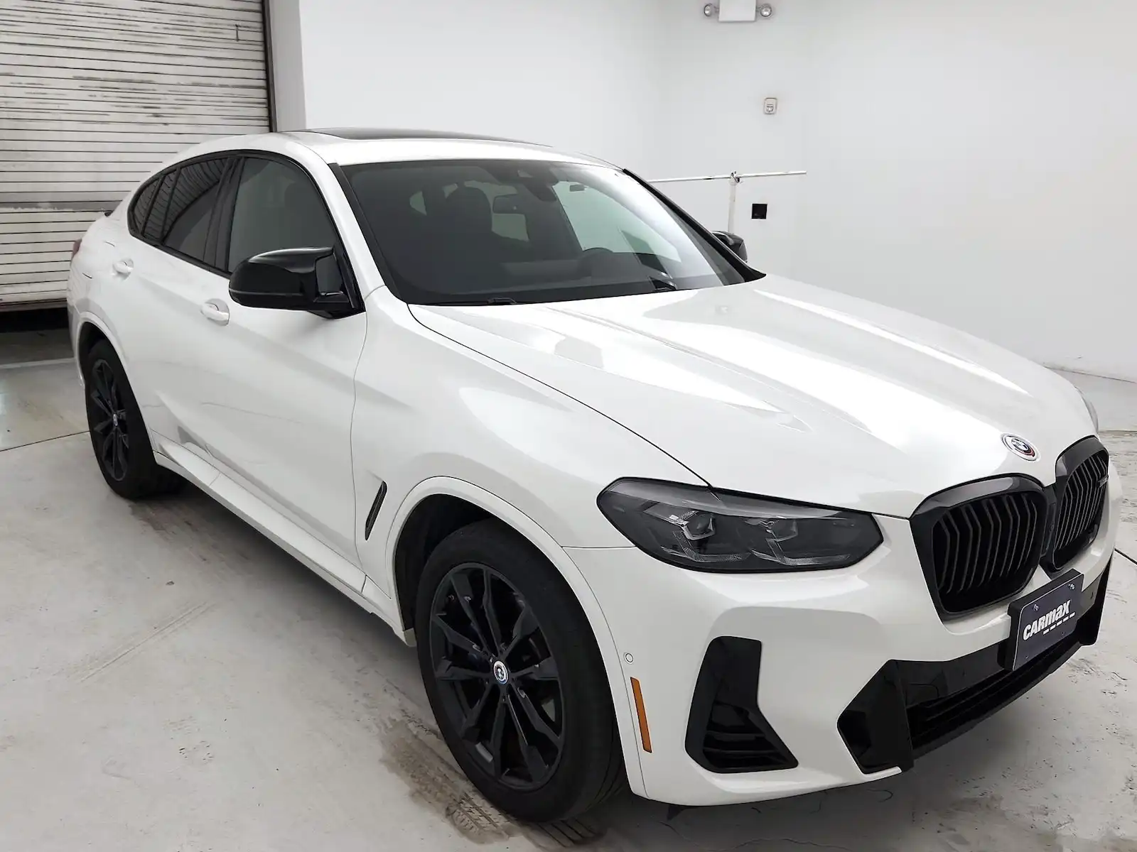 2022 BMW X4 M40i's photo