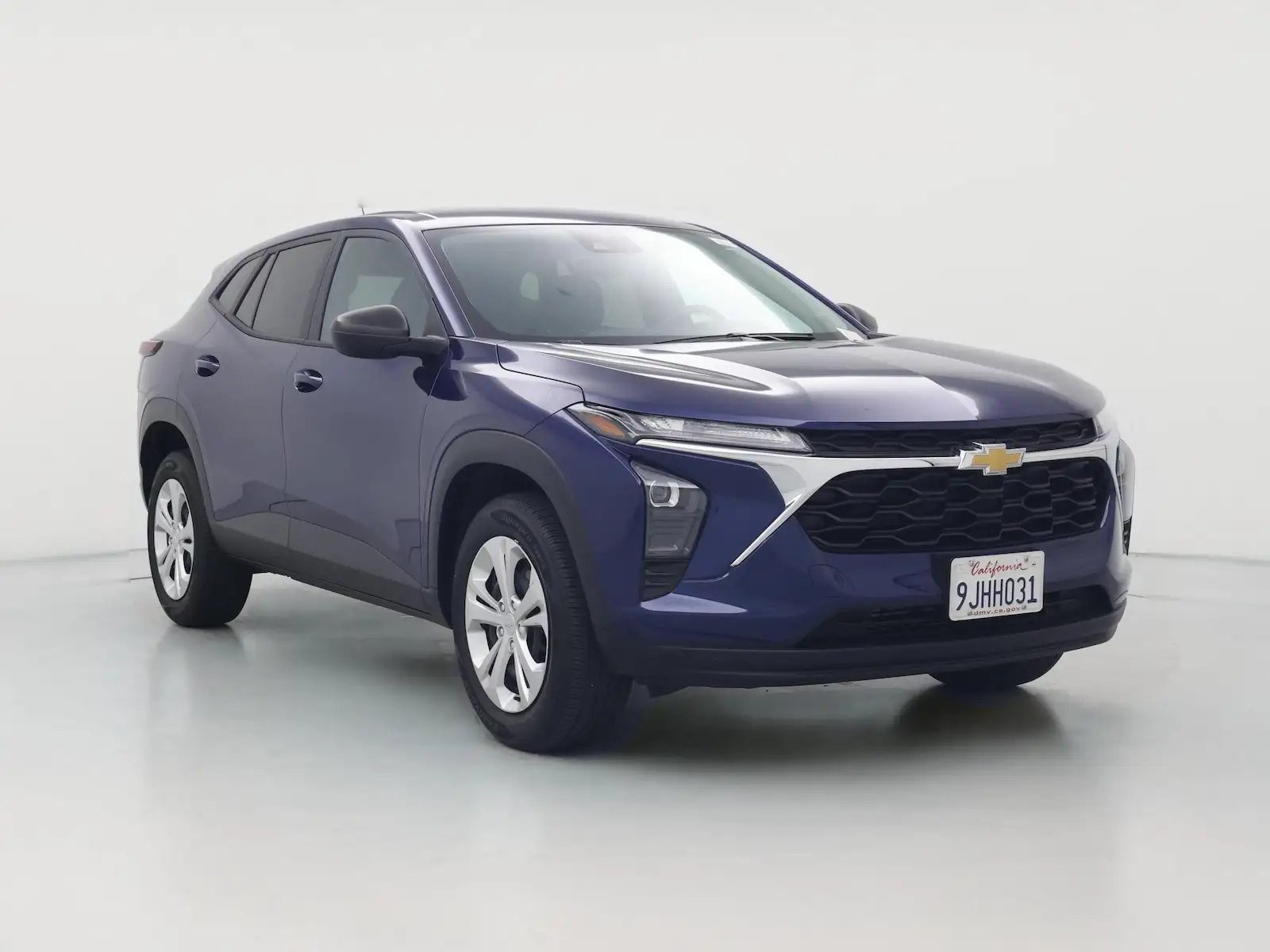 2024 Chevrolet Trax LS photo 1