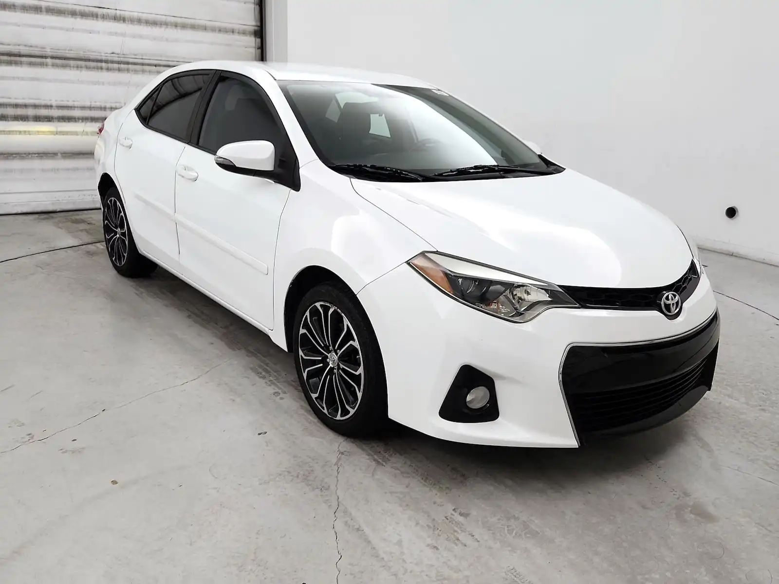 2015 Toyota Corolla S Plus AT's photo
