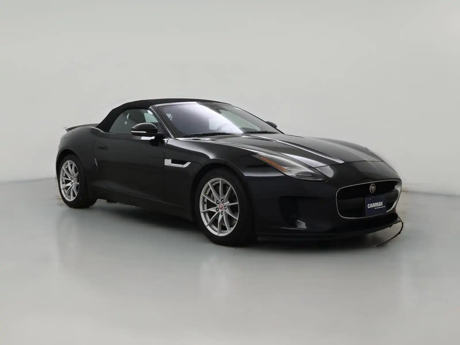2018 Jaguar F-TYPE 296hp Convertible's photo