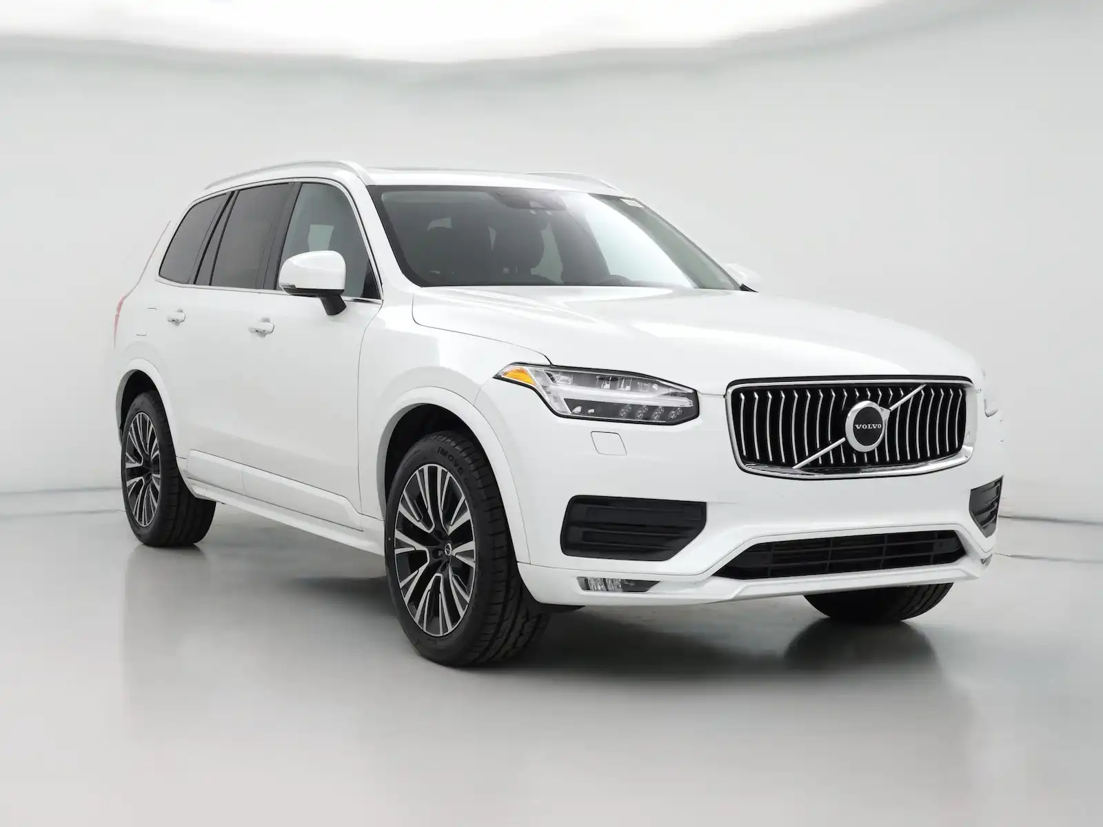 2022 Volvo XC90 T5 Momentum AWD's photo