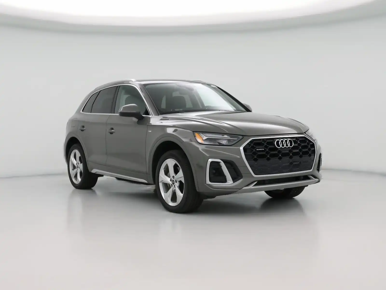 2024 Audi Q5 45 Premium Plus's photo