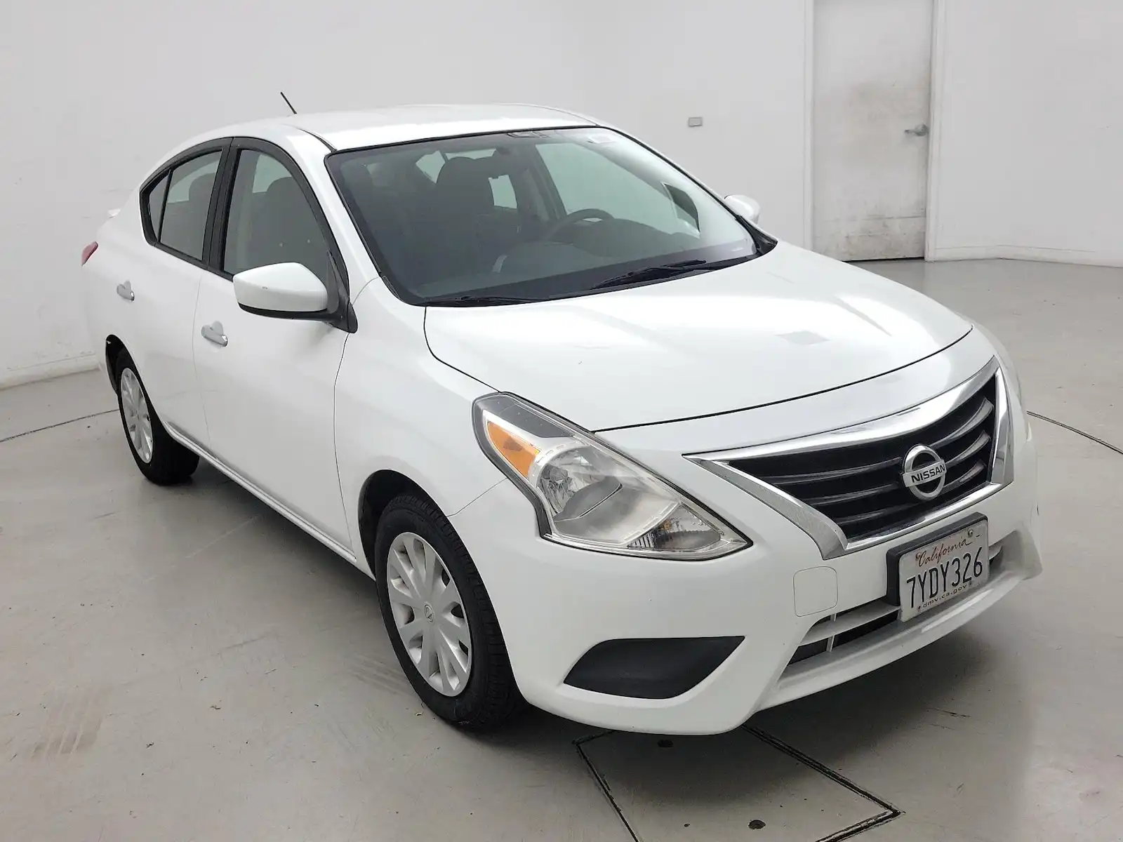 2017 Nissan Versa 1.6 SV CVT's photo