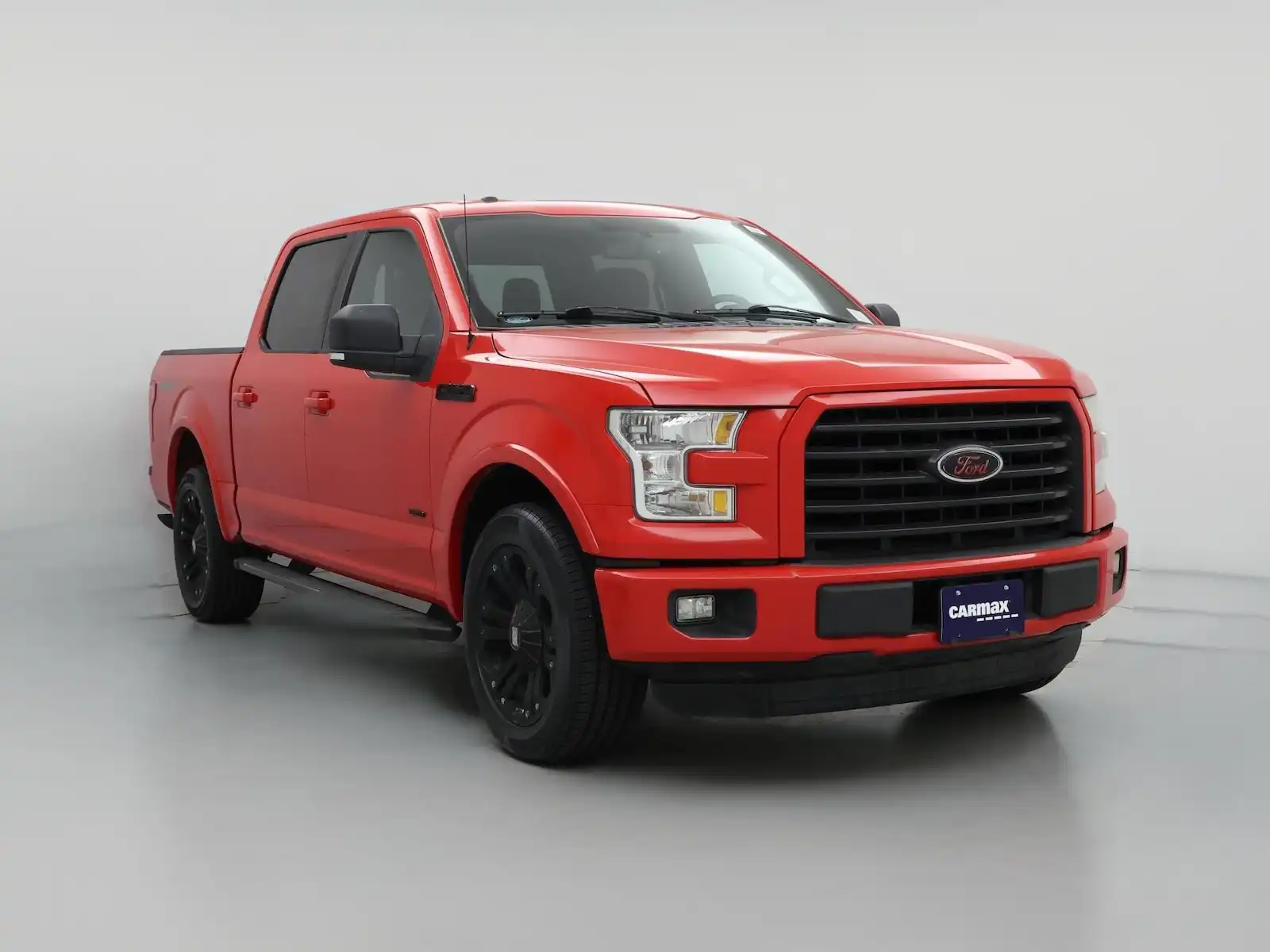 2015 Ford F-150 XLT SuperCrew 145 in's photo