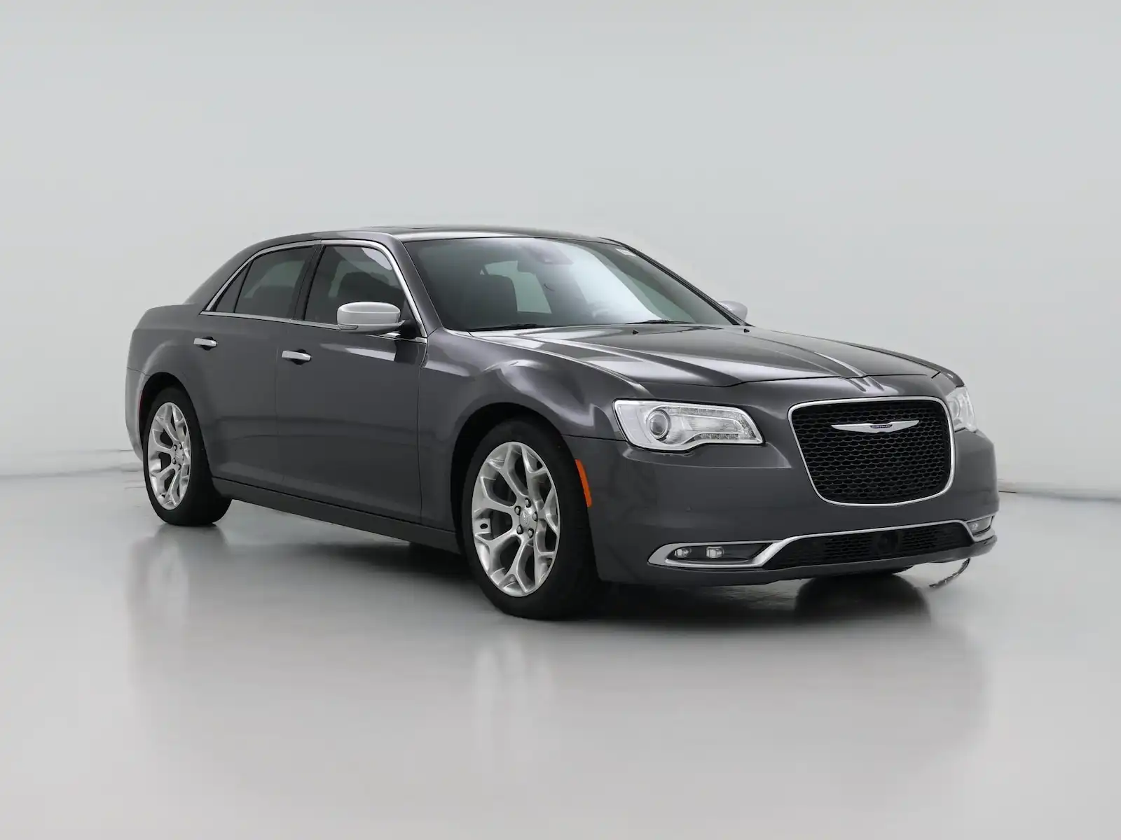 2018 Chrysler 300 C's photo