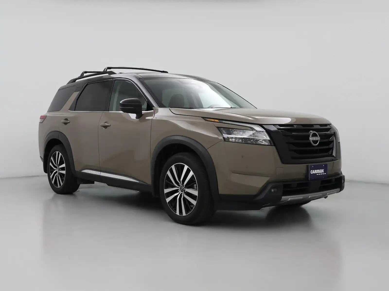 2024 Nissan Pathfinder Platinum 4WD's photo