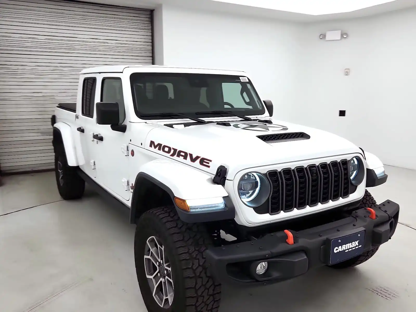 2024 Jeep Gladiator Mojave X's photo