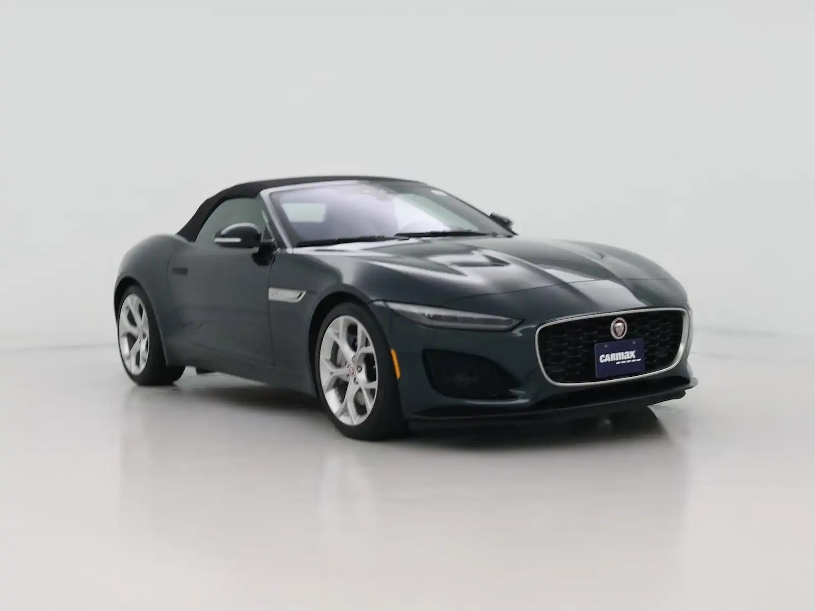 2021 Jaguar F-TYPE Convertible's photo