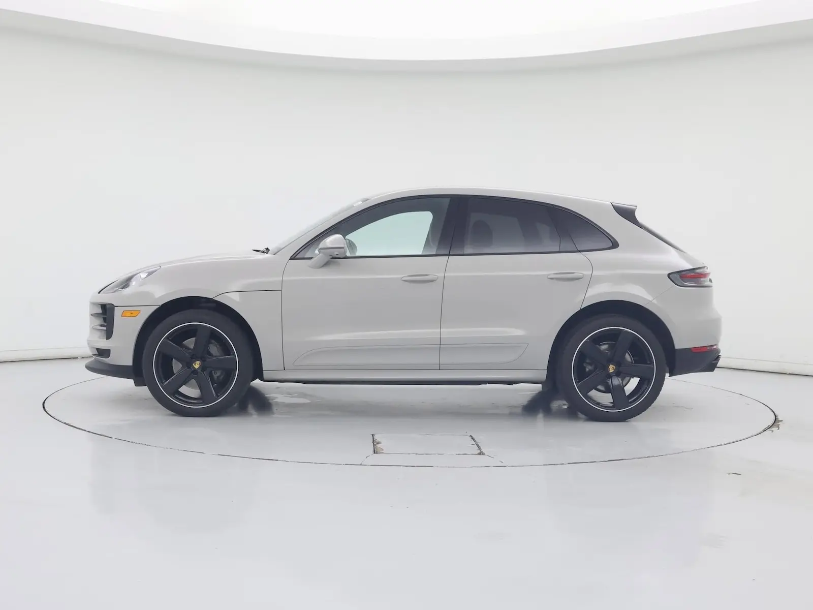 2021 Porsche Macan S photo 4