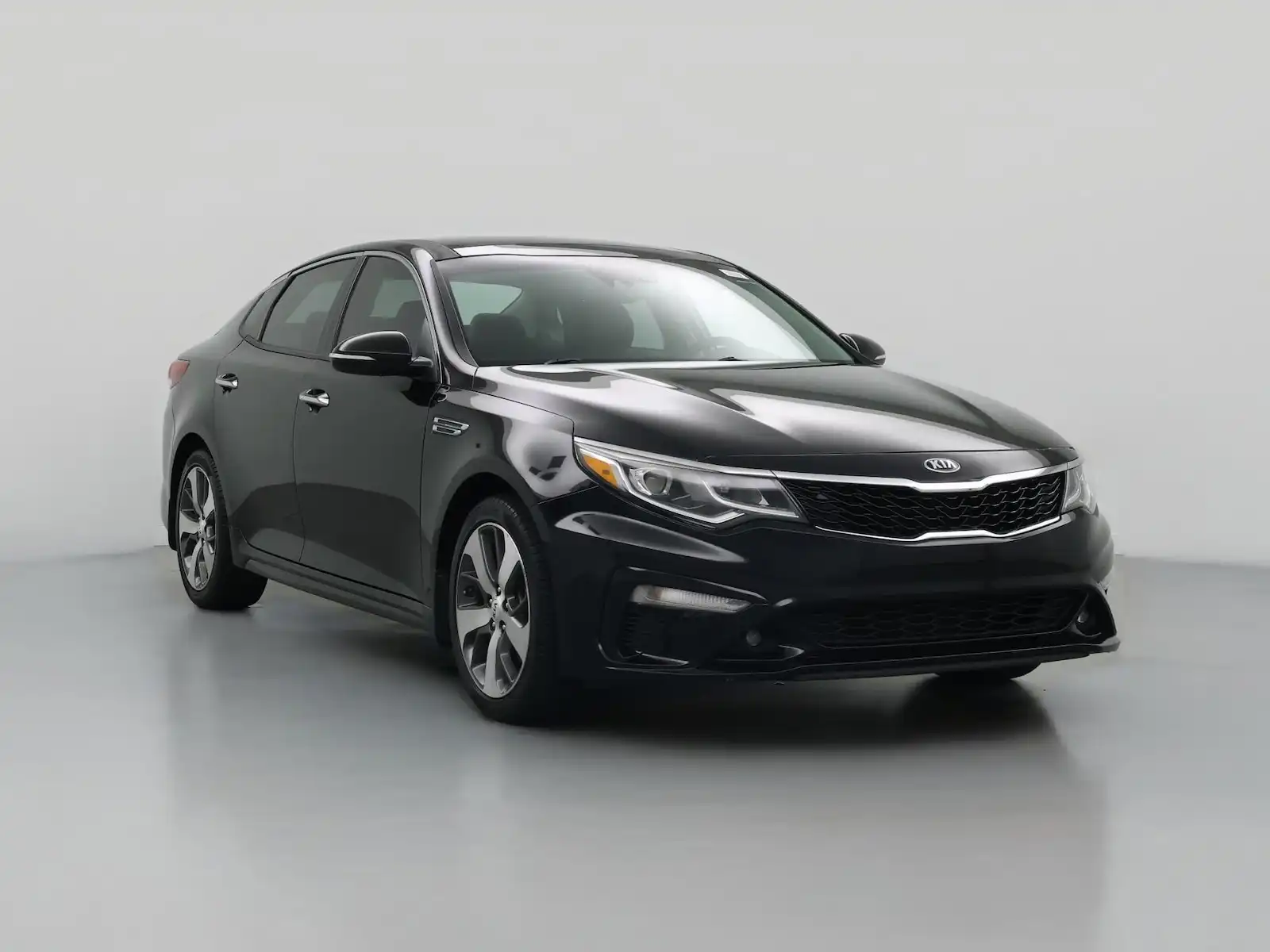 2019 Kia Optima S Auto's photo
