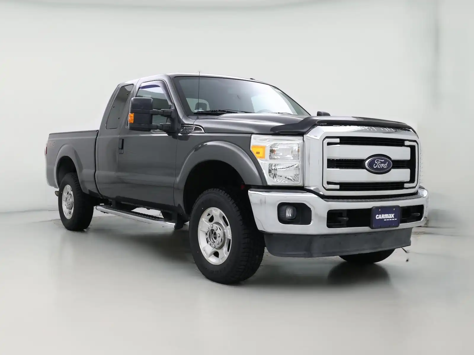 2015 Ford F-250 XLT 4WD SuperCab 158 in's photo