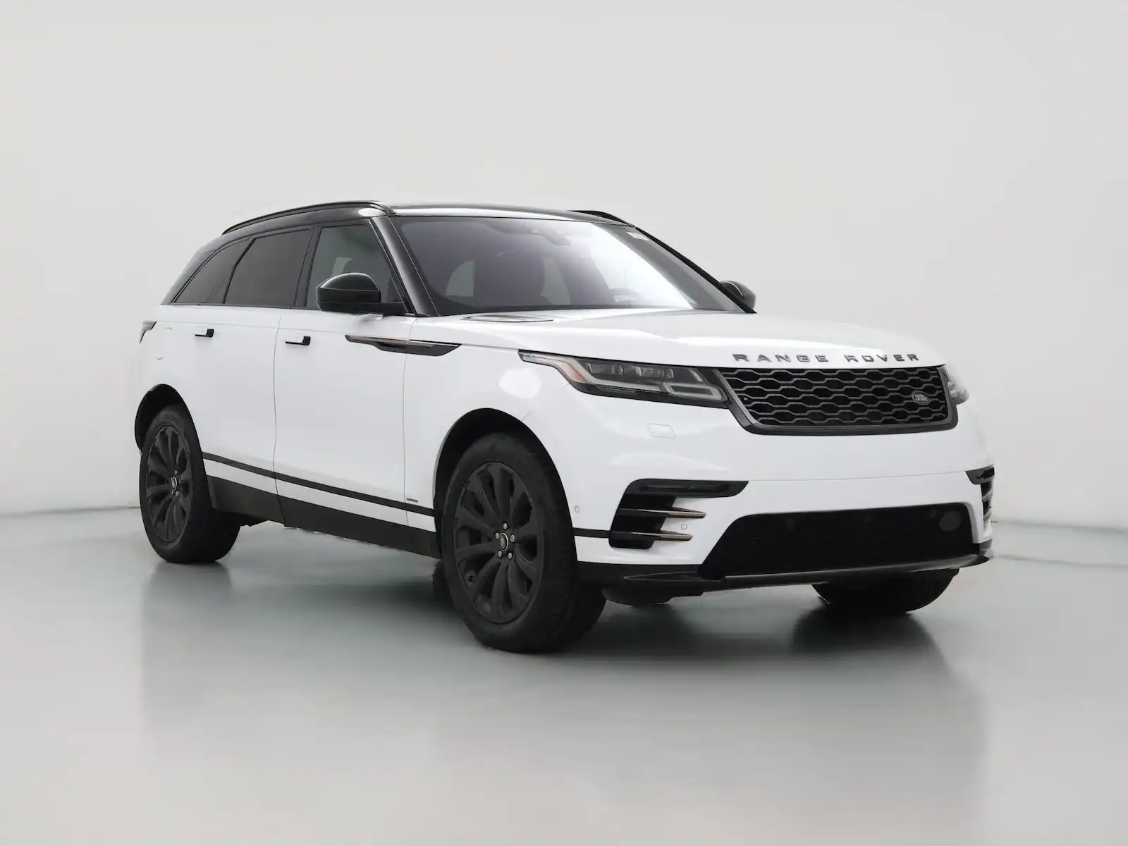 2019 Land Rover Range Rover Velar V6 R-Dynamic SE (340HP)'s photo