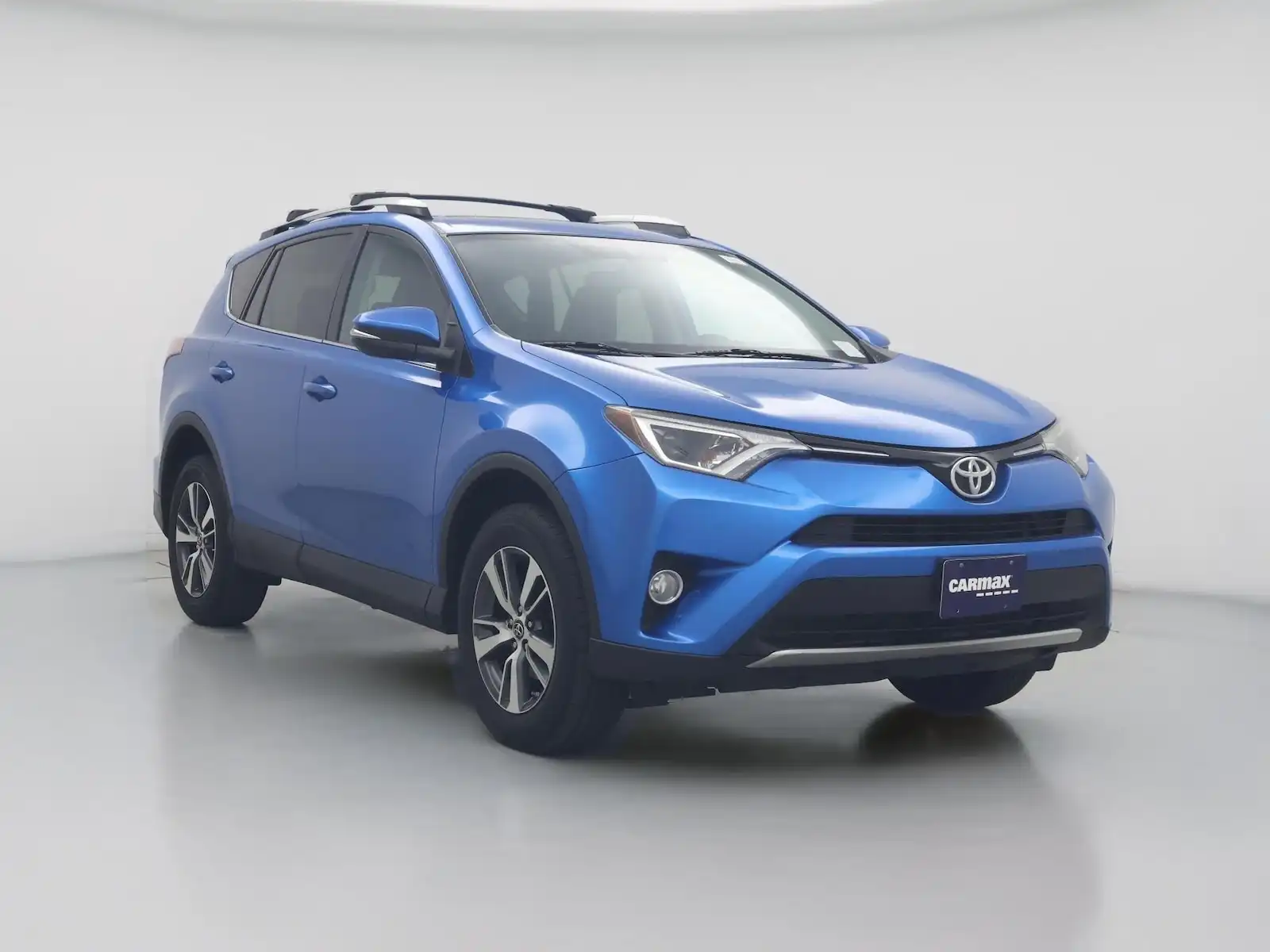 2016 Toyota RAV4 XLE AWD's photo