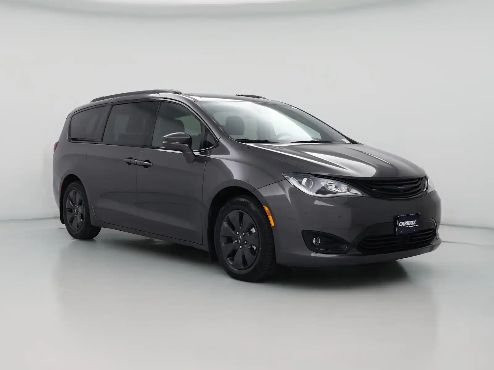 2019 Chrysler Pacifica Hybrid Limited's photo