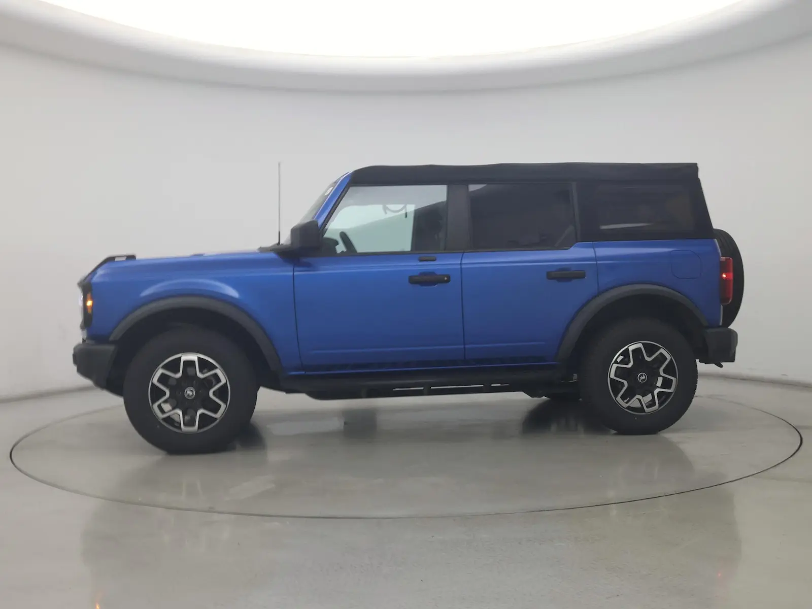 2021 Ford Bronco Base 4WD photo 4