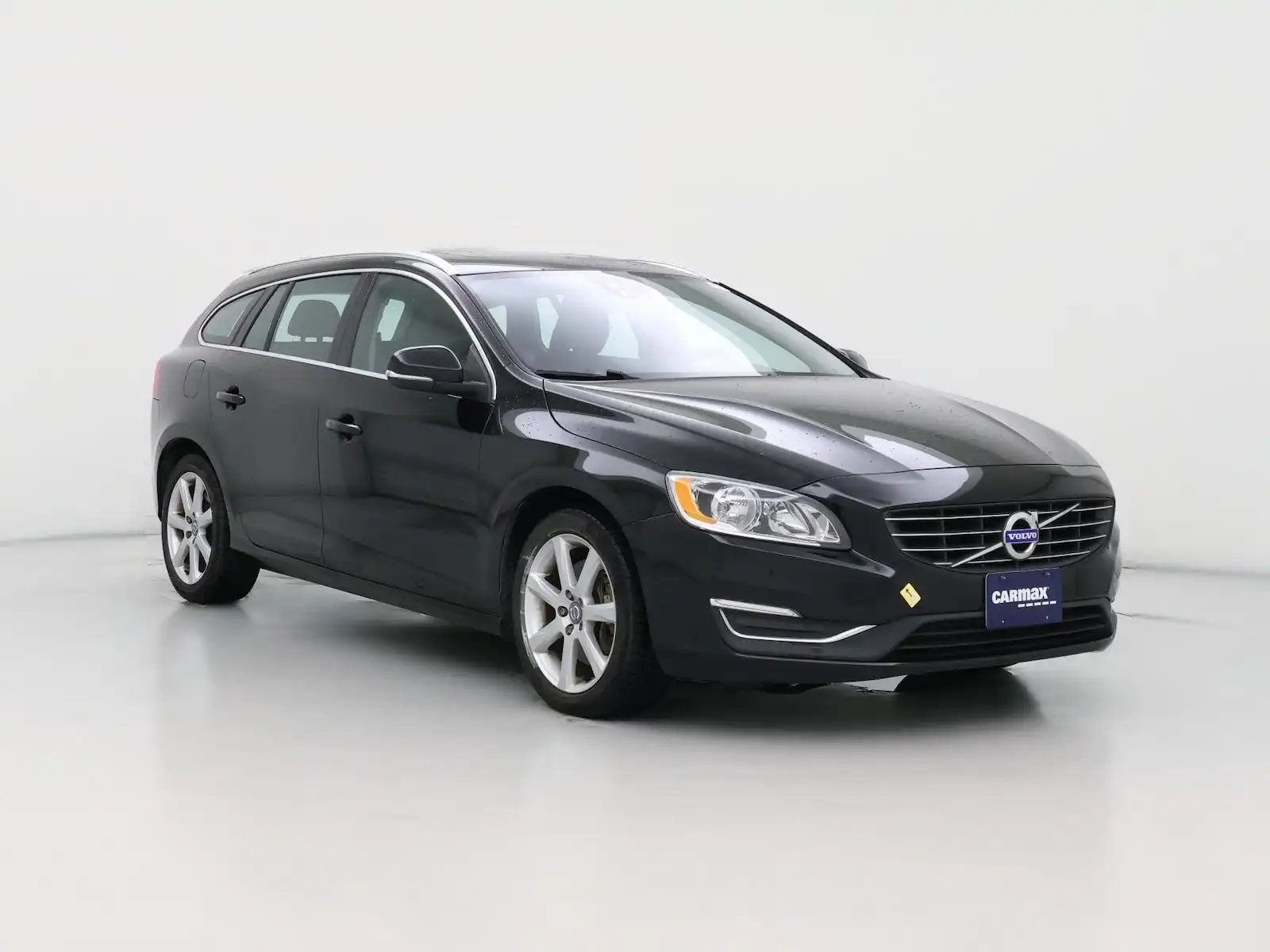 2017 Volvo V60 T5 AWD Premier's photo