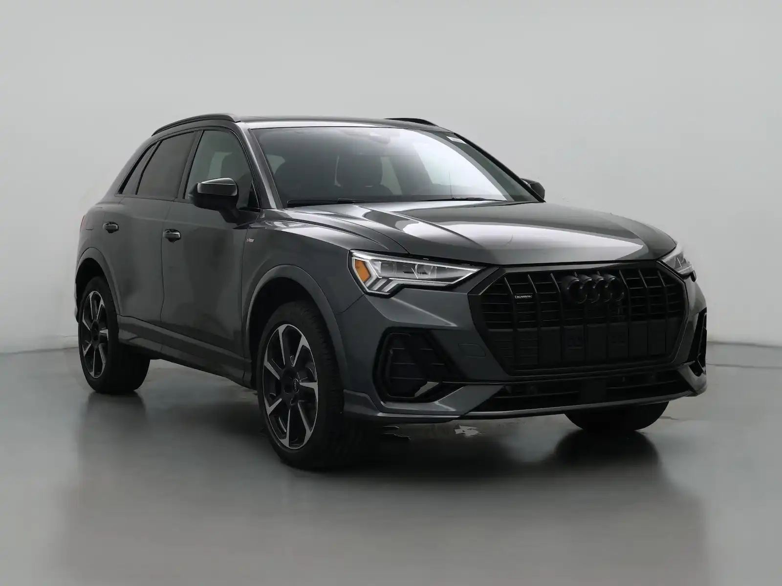 2025 Audi Q3 45 TFSI S Line Premium Plus quattro's photo