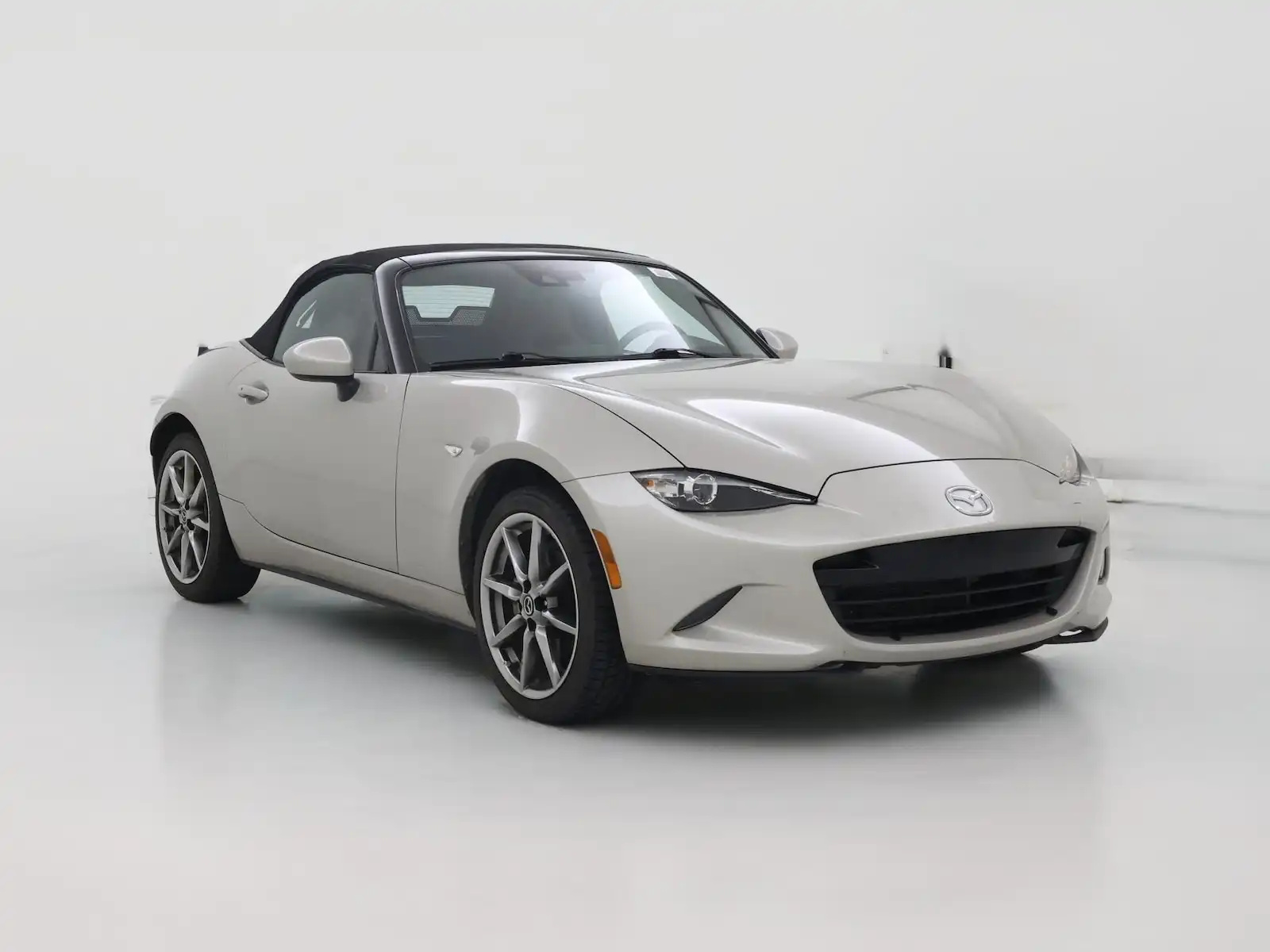 2023 Mazda MX-5 Miata 2.0 Grand Touring's photo