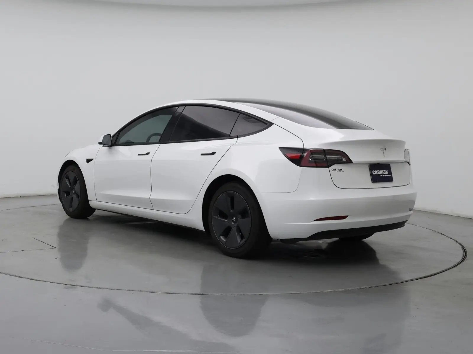 2023 Tesla Model 3 Base photo 3
